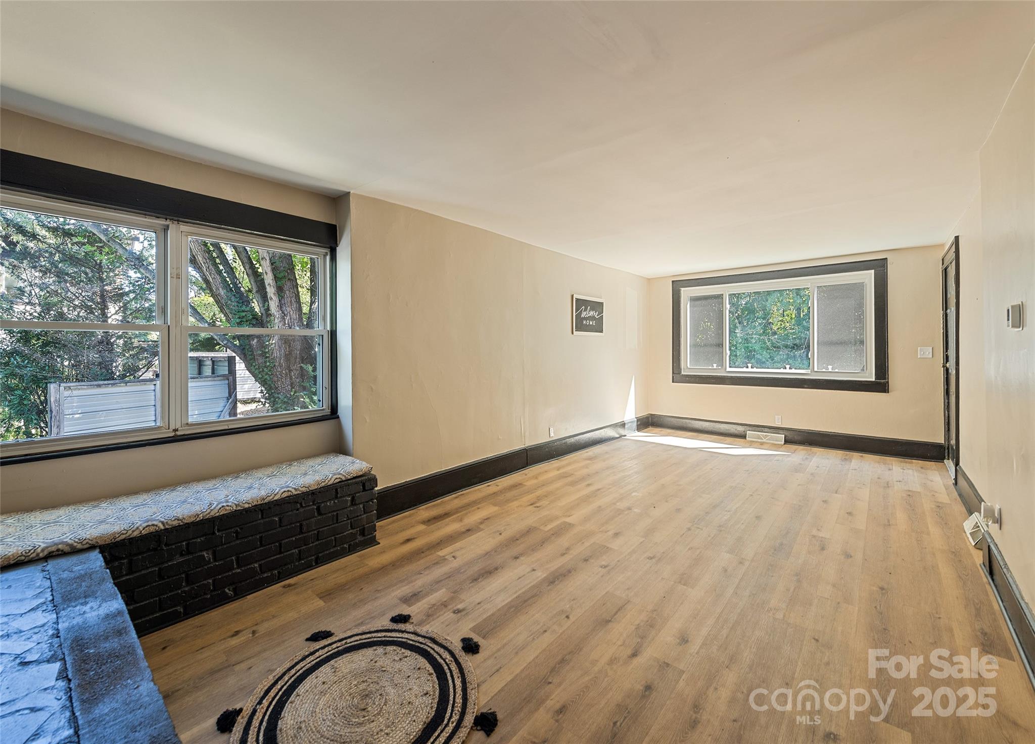 52 Boyd Avenue
