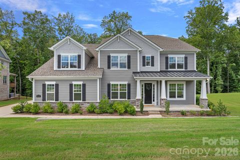 Photo of 3175 Montreaux Valley Drive, Fort Mill, SC 29707 (MLS # 4351434)