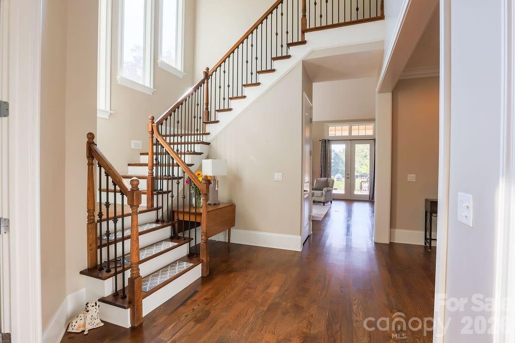 7996 Malibu Pointe Lane