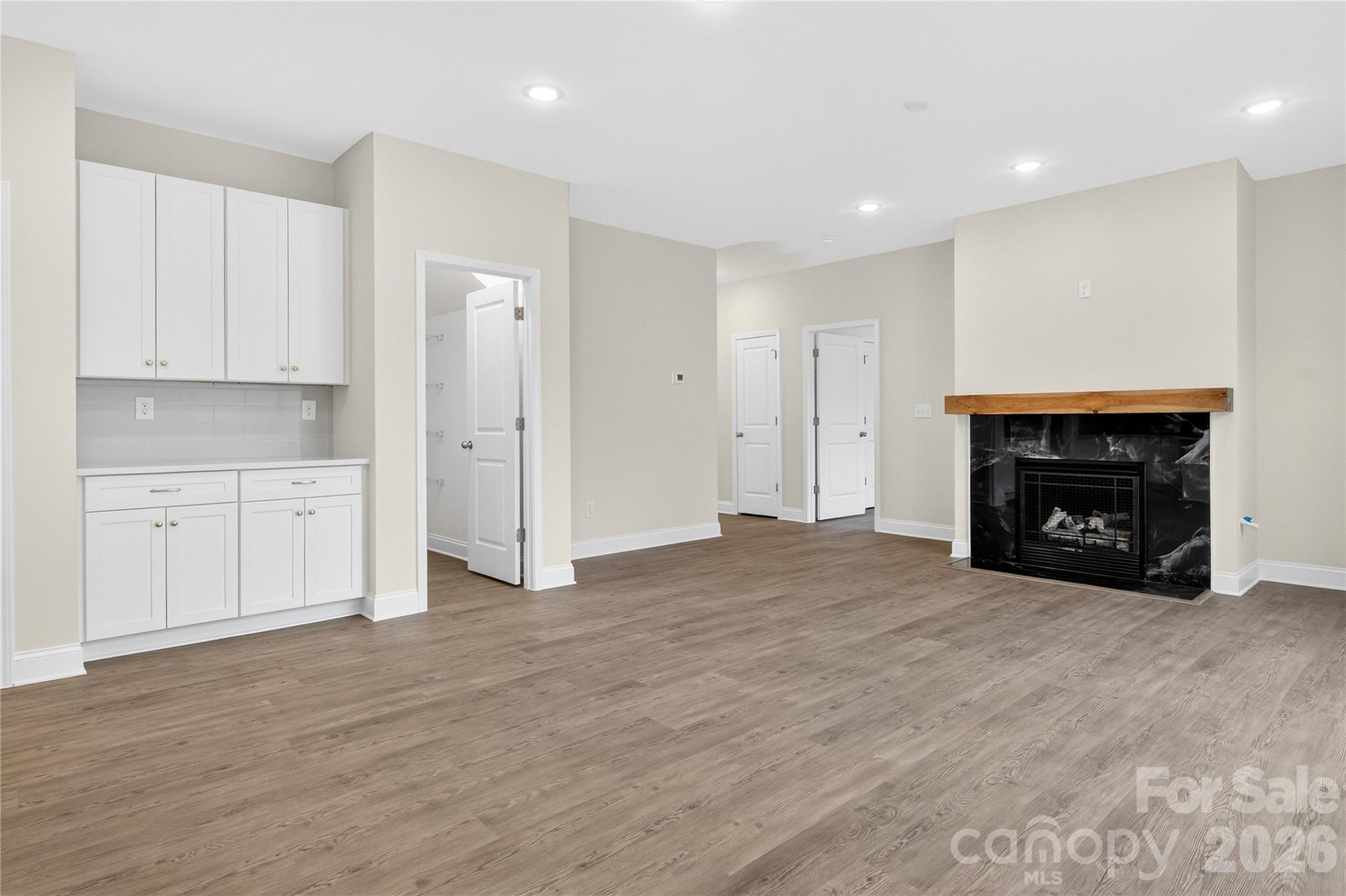 Meadow Glen - Residential