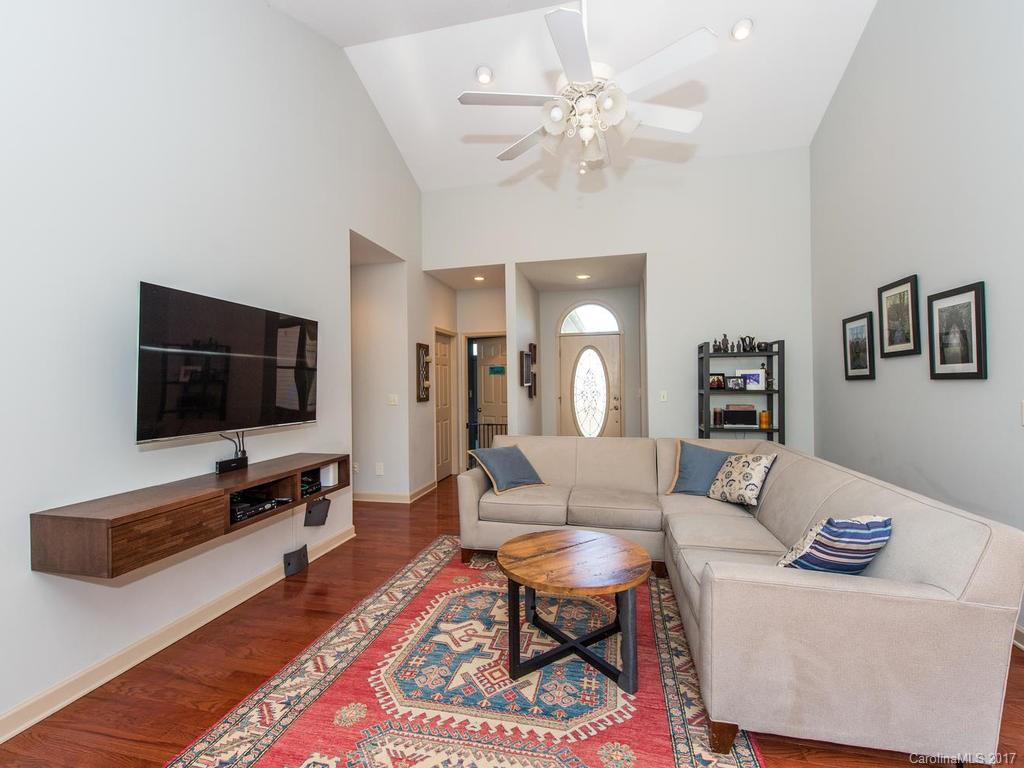 Rivercrest - Residential