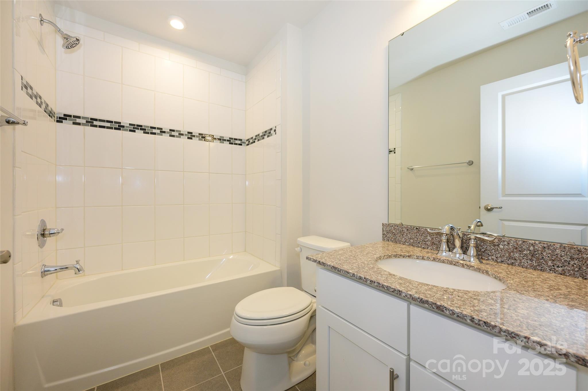 Mariners Pointe at Smithstone - Residential