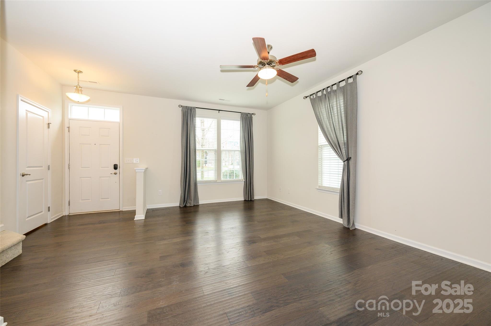 Mariners Pointe at Smithstone - Residential