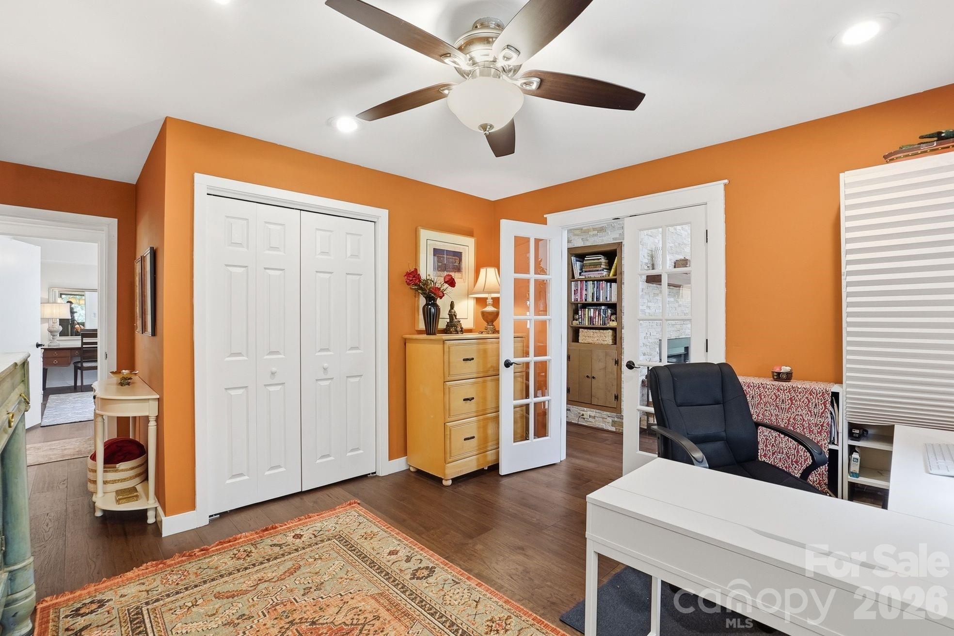 River Hills - Residential