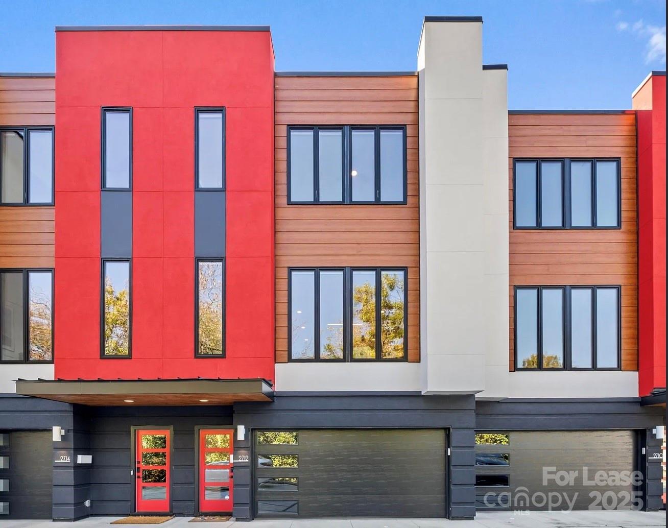 2712 N Davidson Street