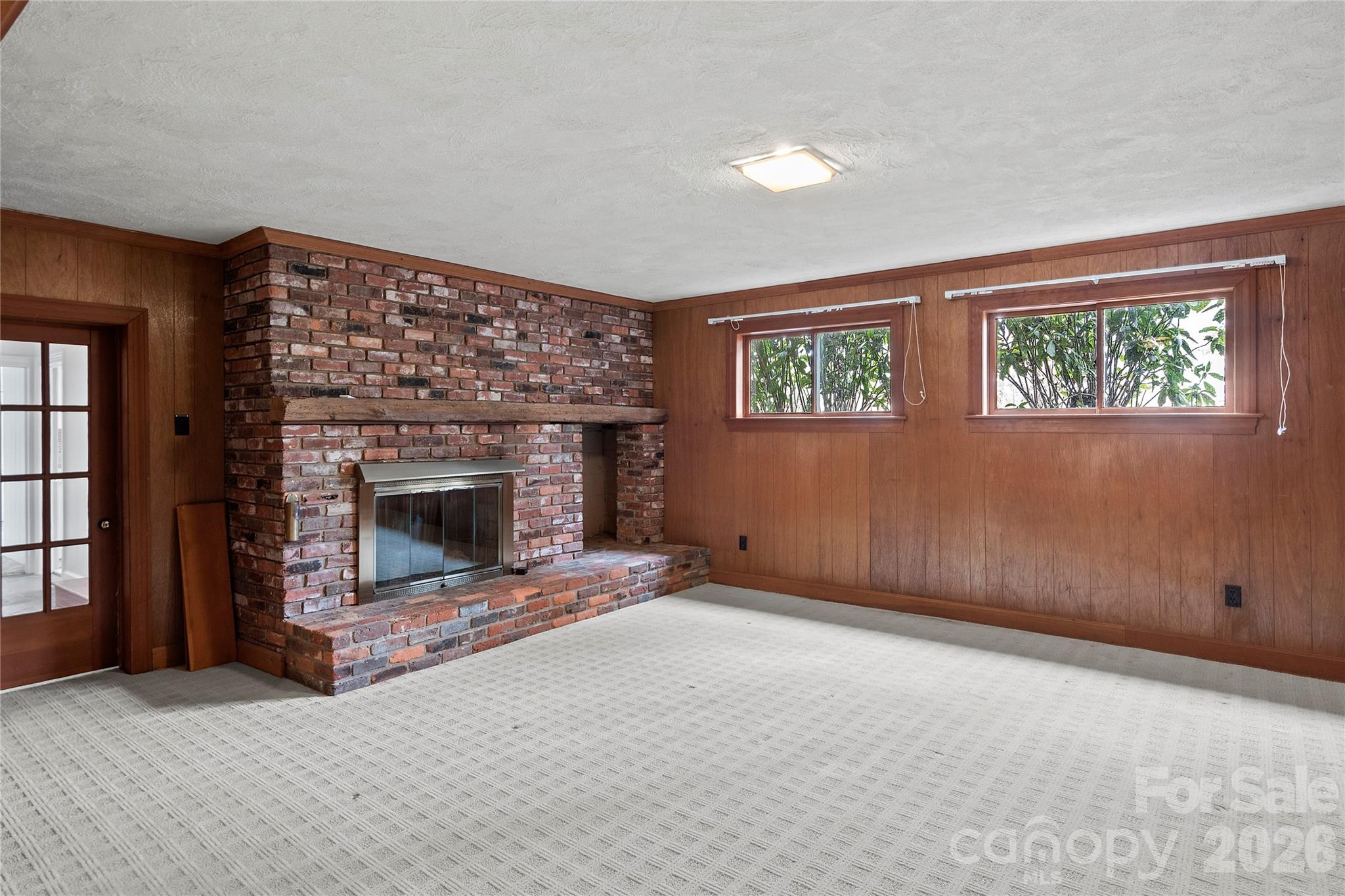 Shoreland Park - Residential