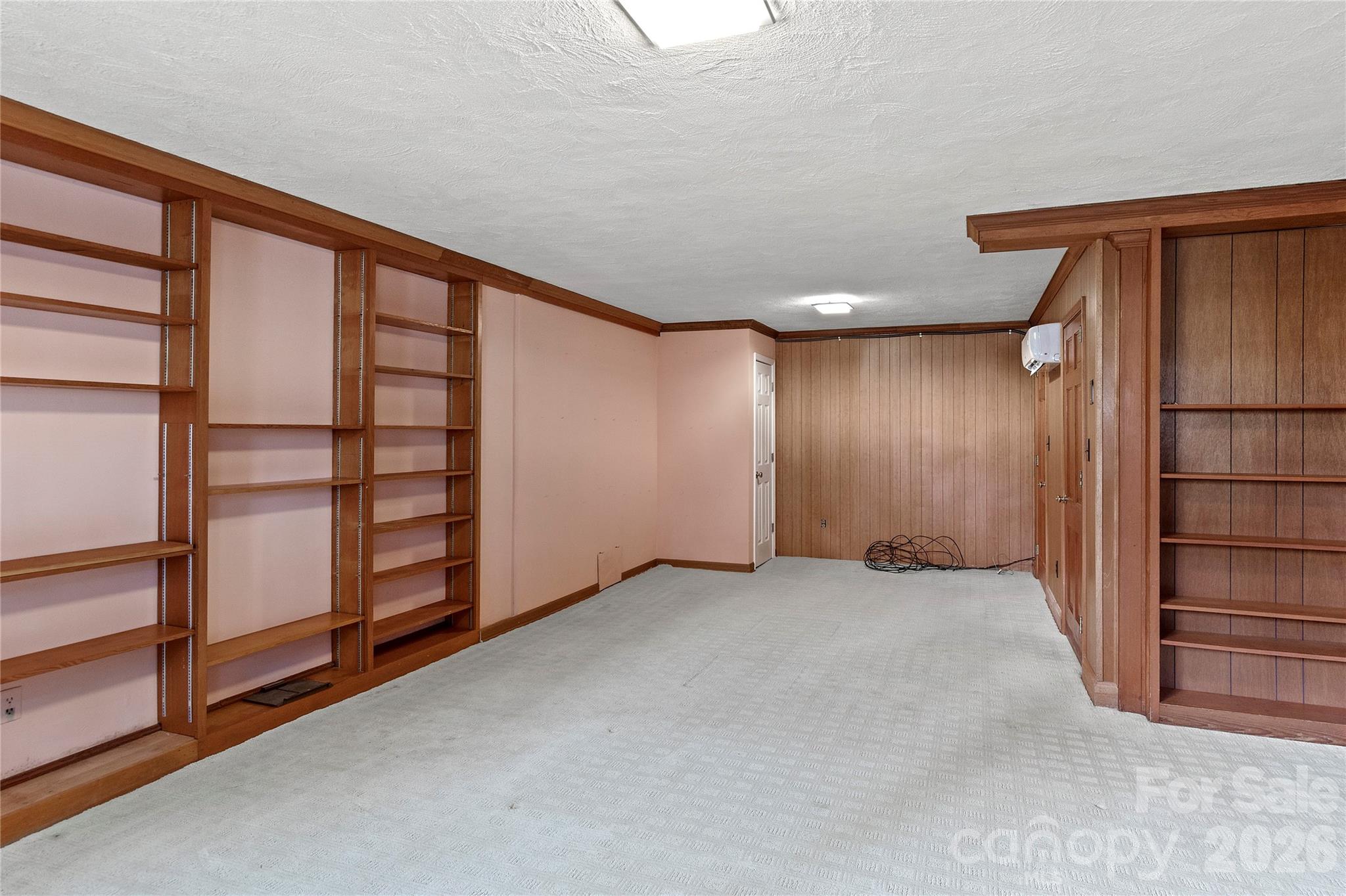 Shoreland Park - Residential