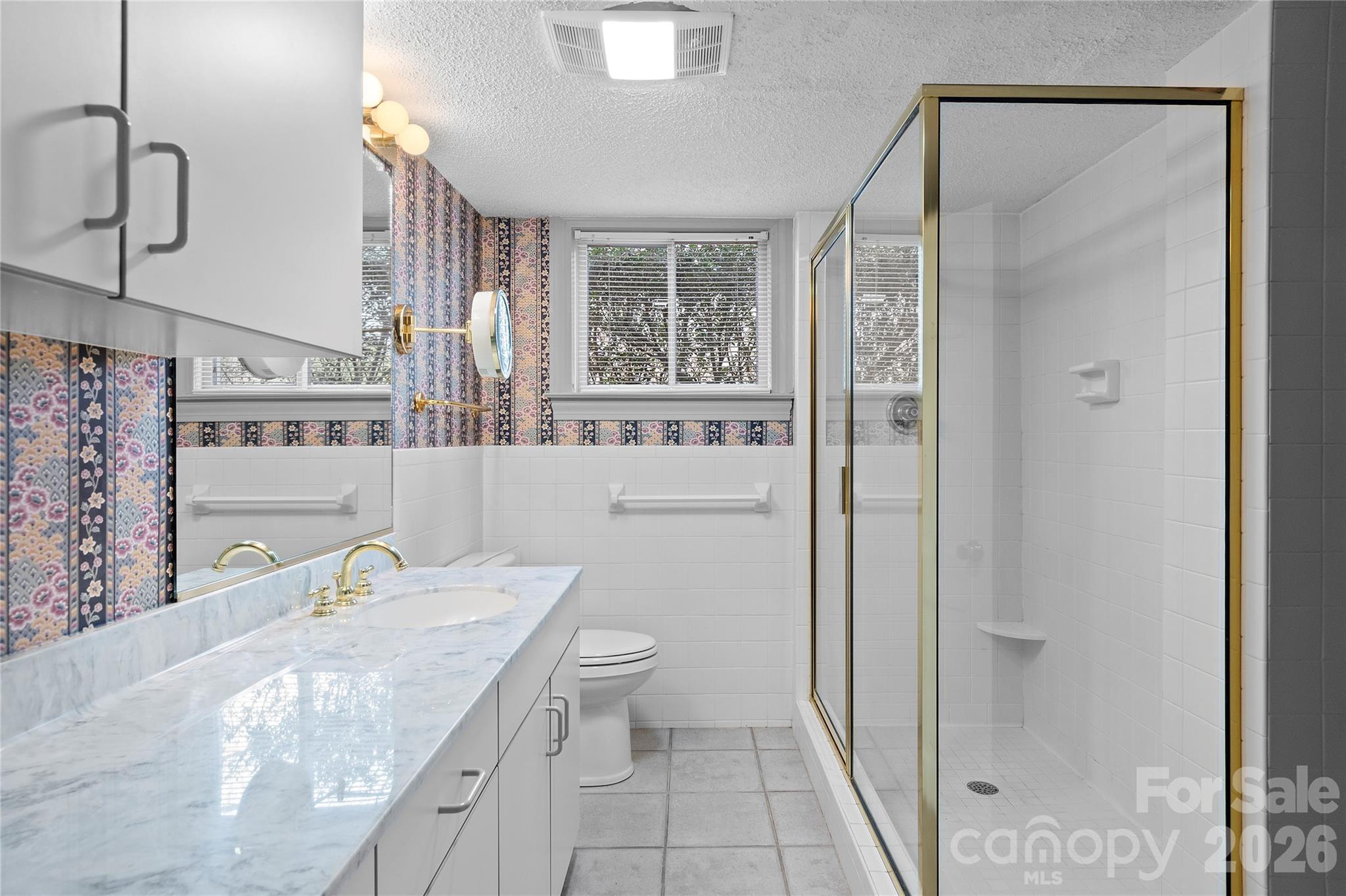 Shoreland Park - Residential