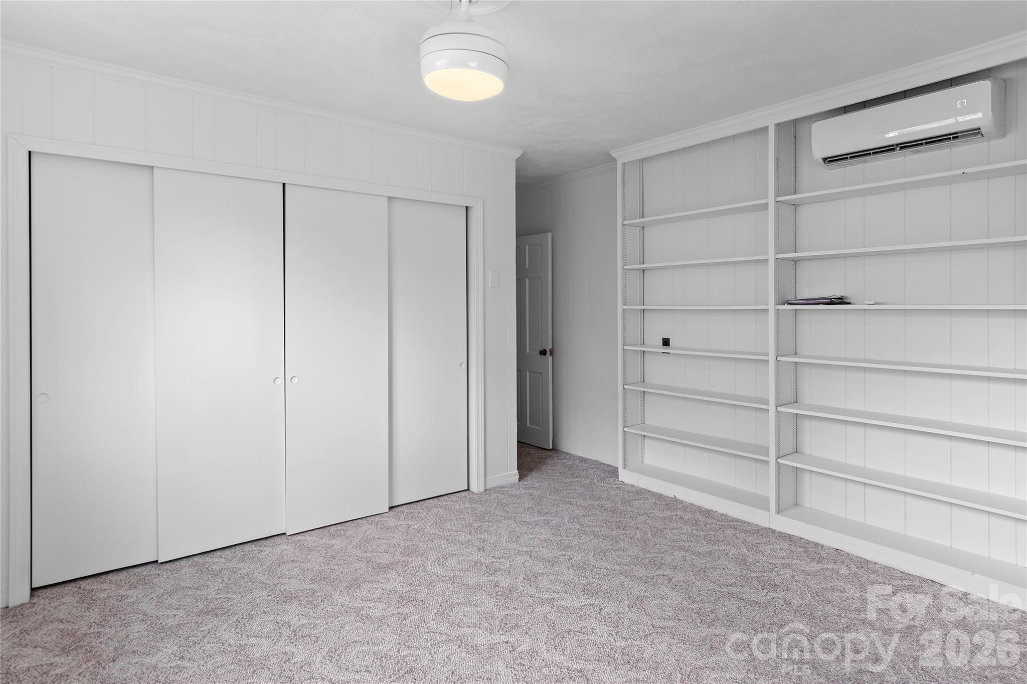 Shoreland Park - Residential