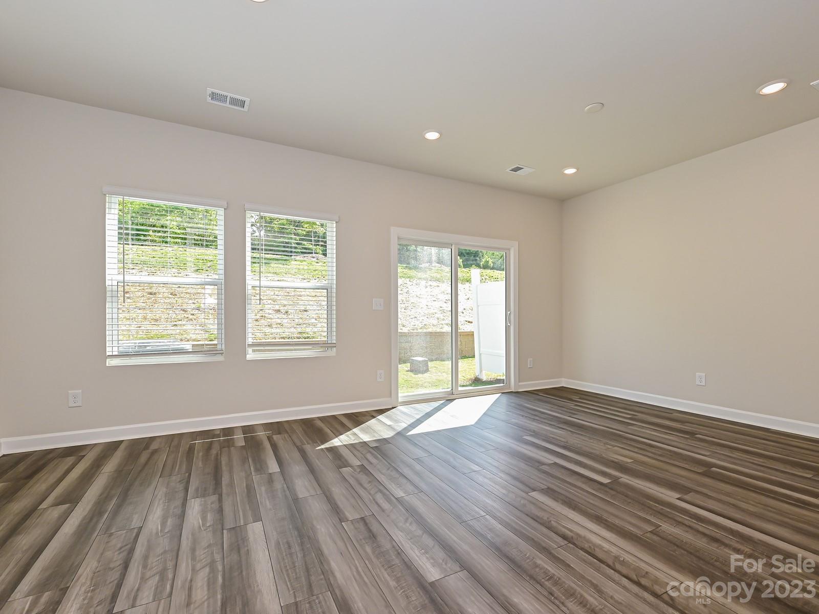 Ashe Downs Townhomes - Residential