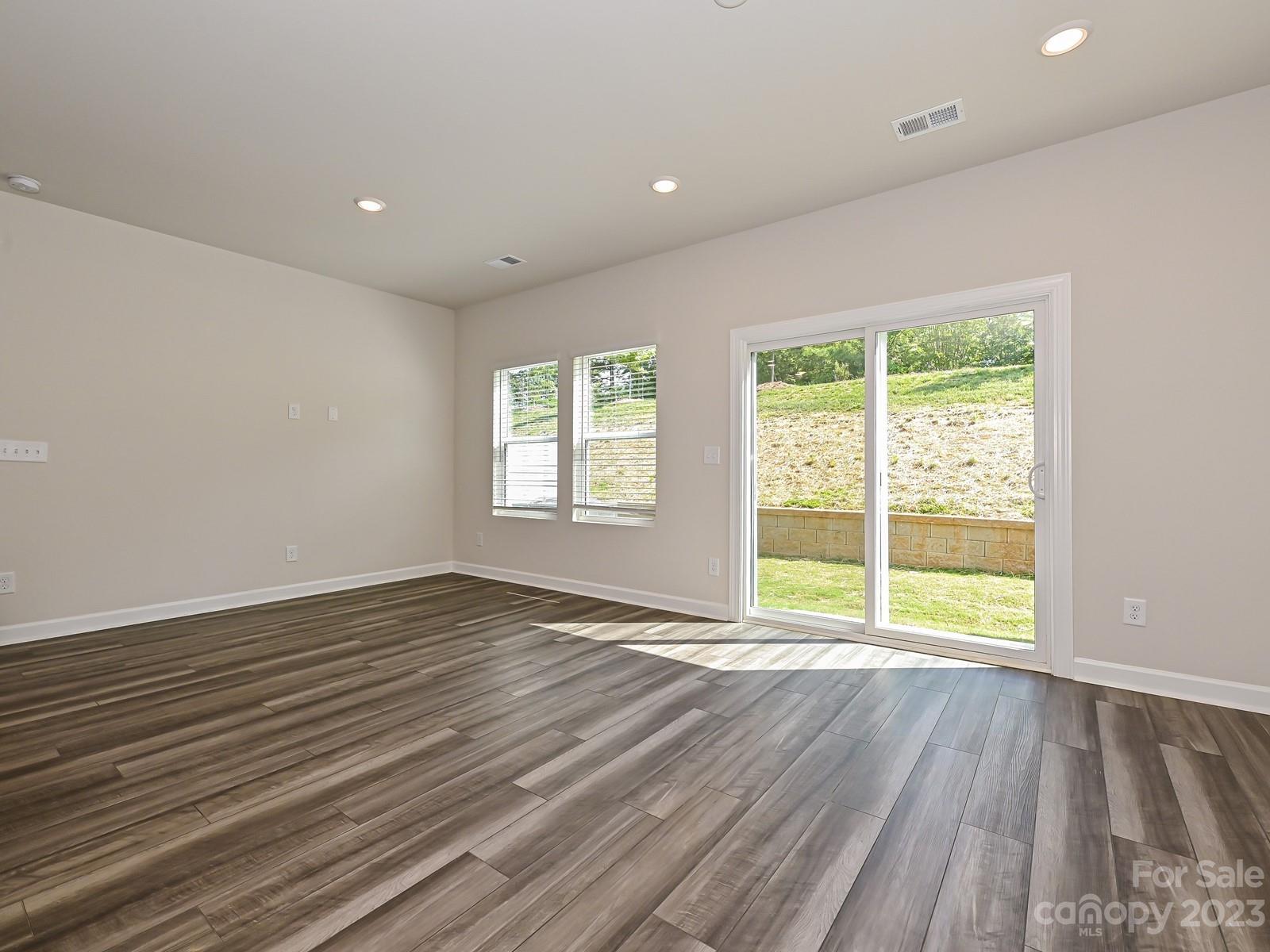 Ashe Downs Townhomes - Residential