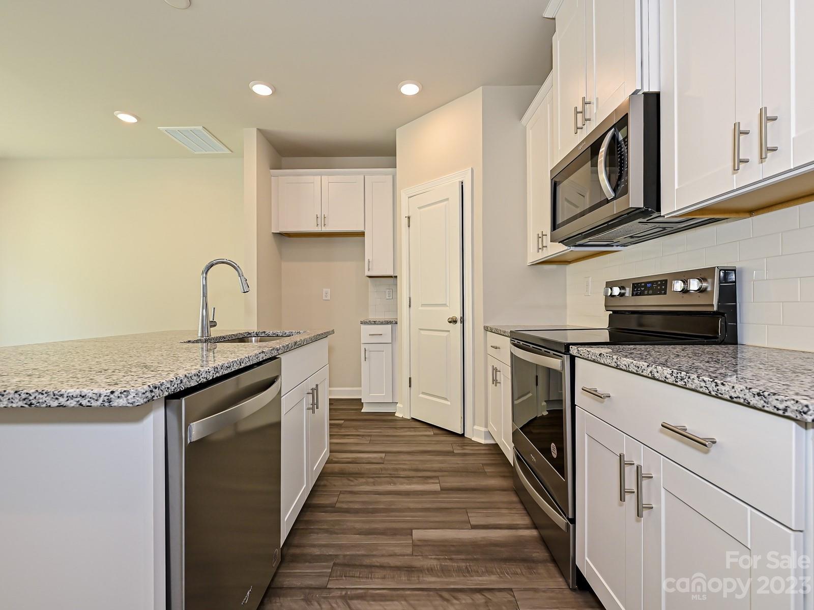 Ashe Downs Townhomes - Residential