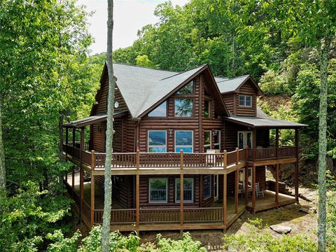 53 Kamama Trail Maggie Valley NC 28751