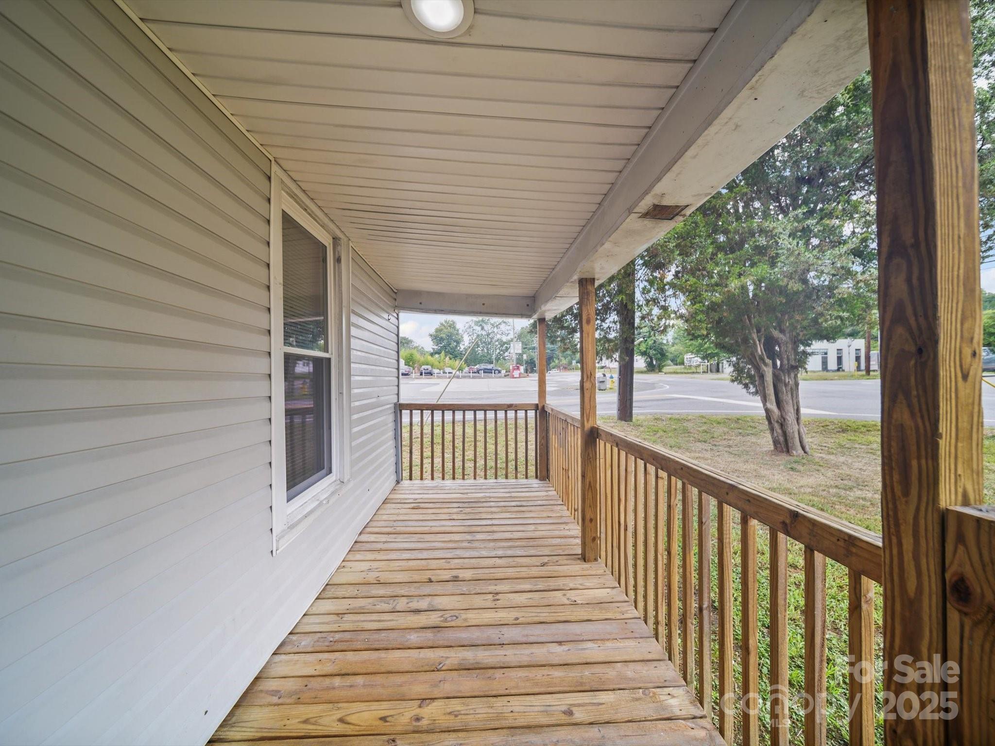 863 Old Charlotte Road SW