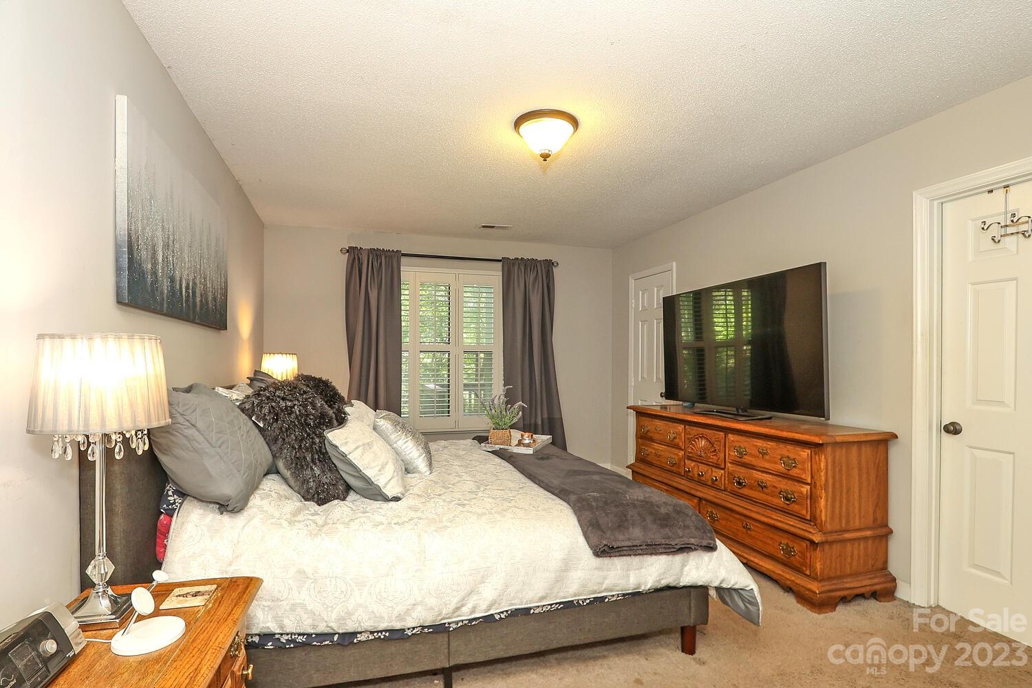 Dogwood Hills - Residential