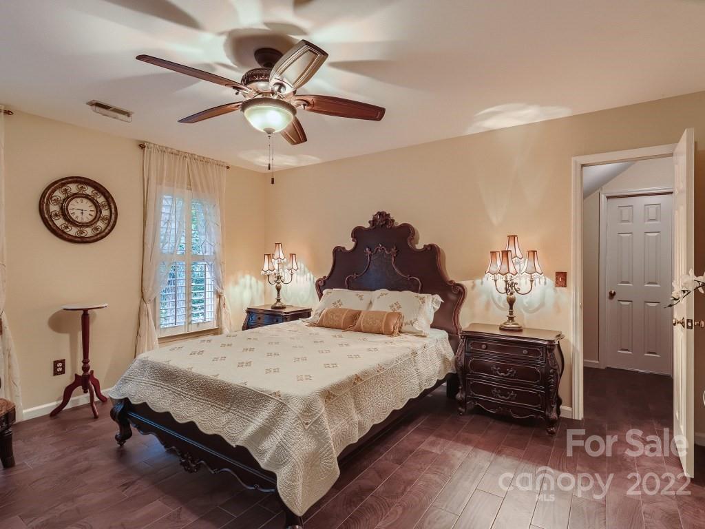 Carriage Downs - Residential