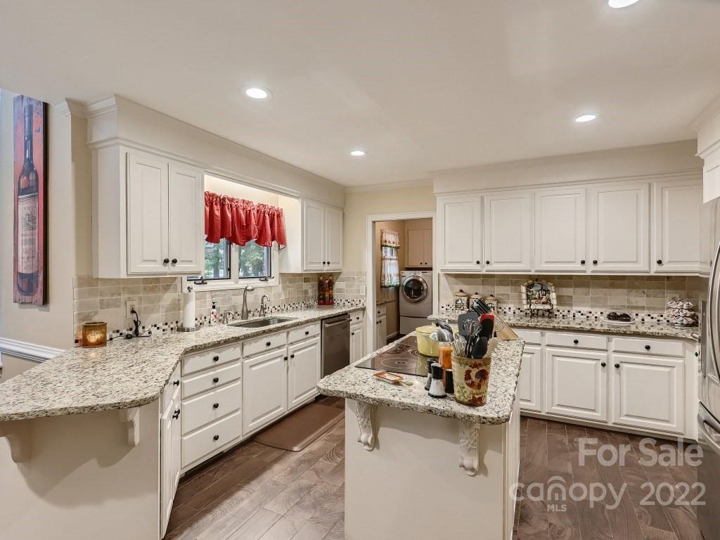 Carriage Downs - Residential