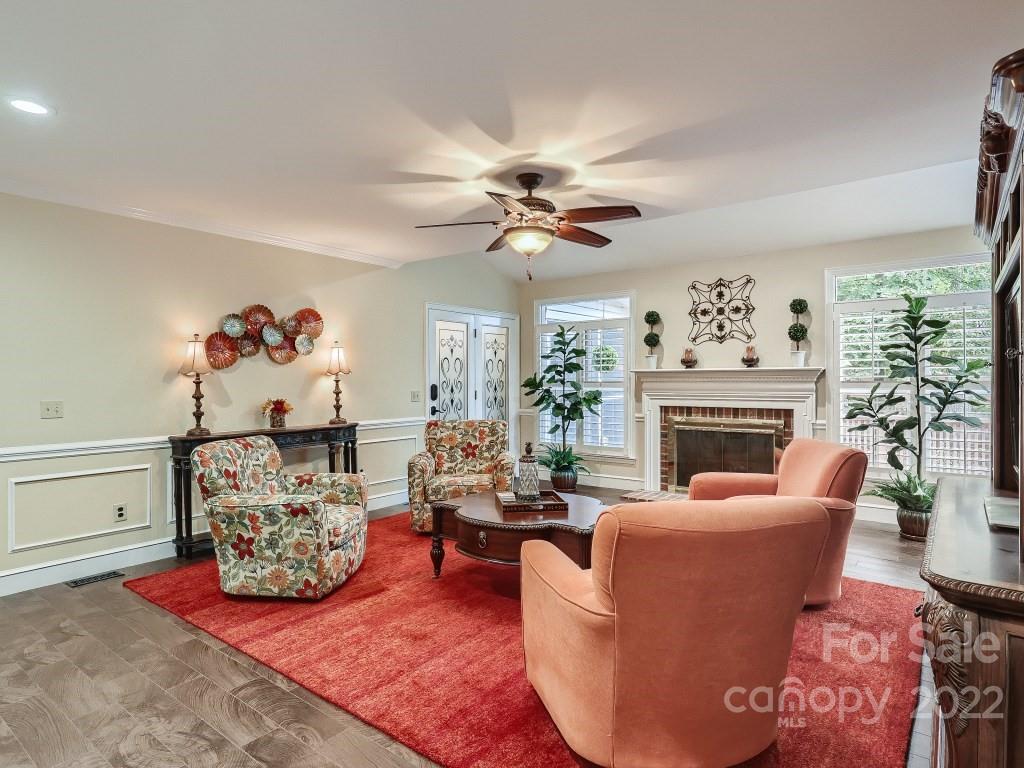 Carriage Downs - Residential