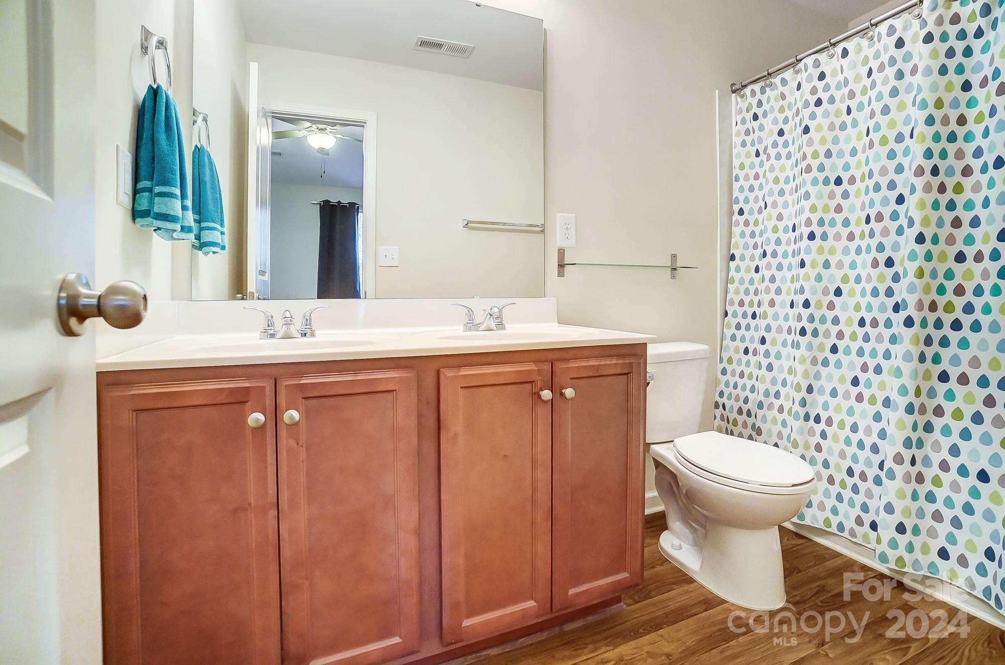 Hammond Lake - Residential