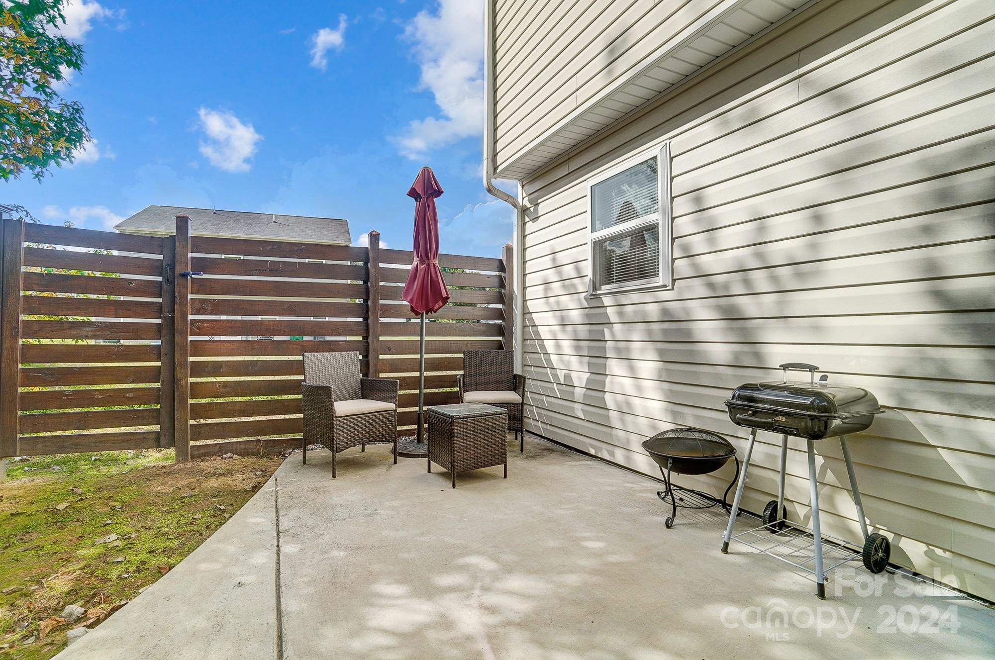 Hammond Lake - Residential