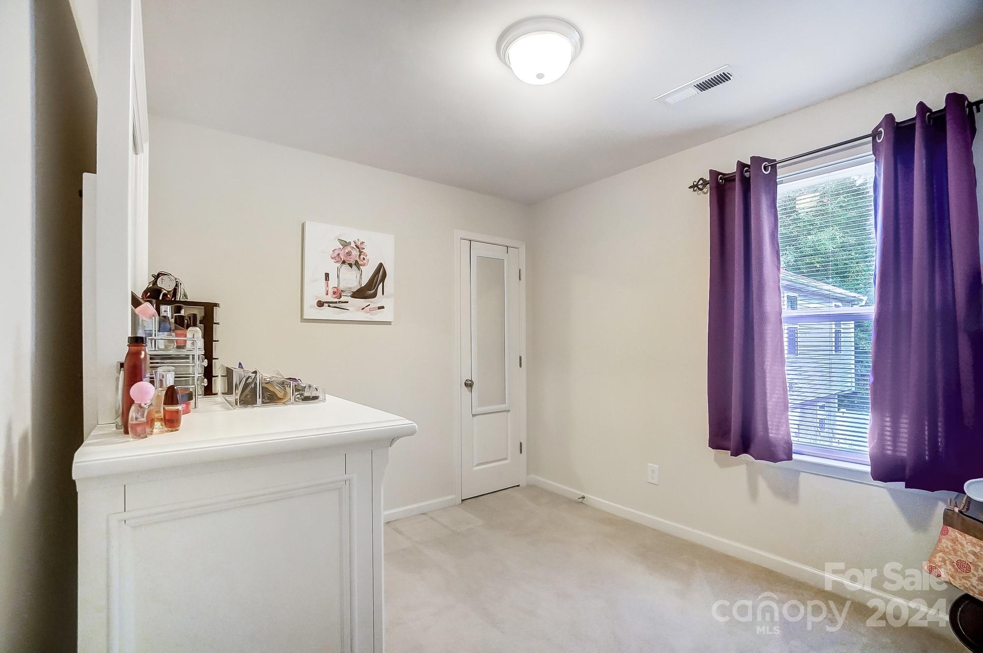 Hammond Lake - Residential