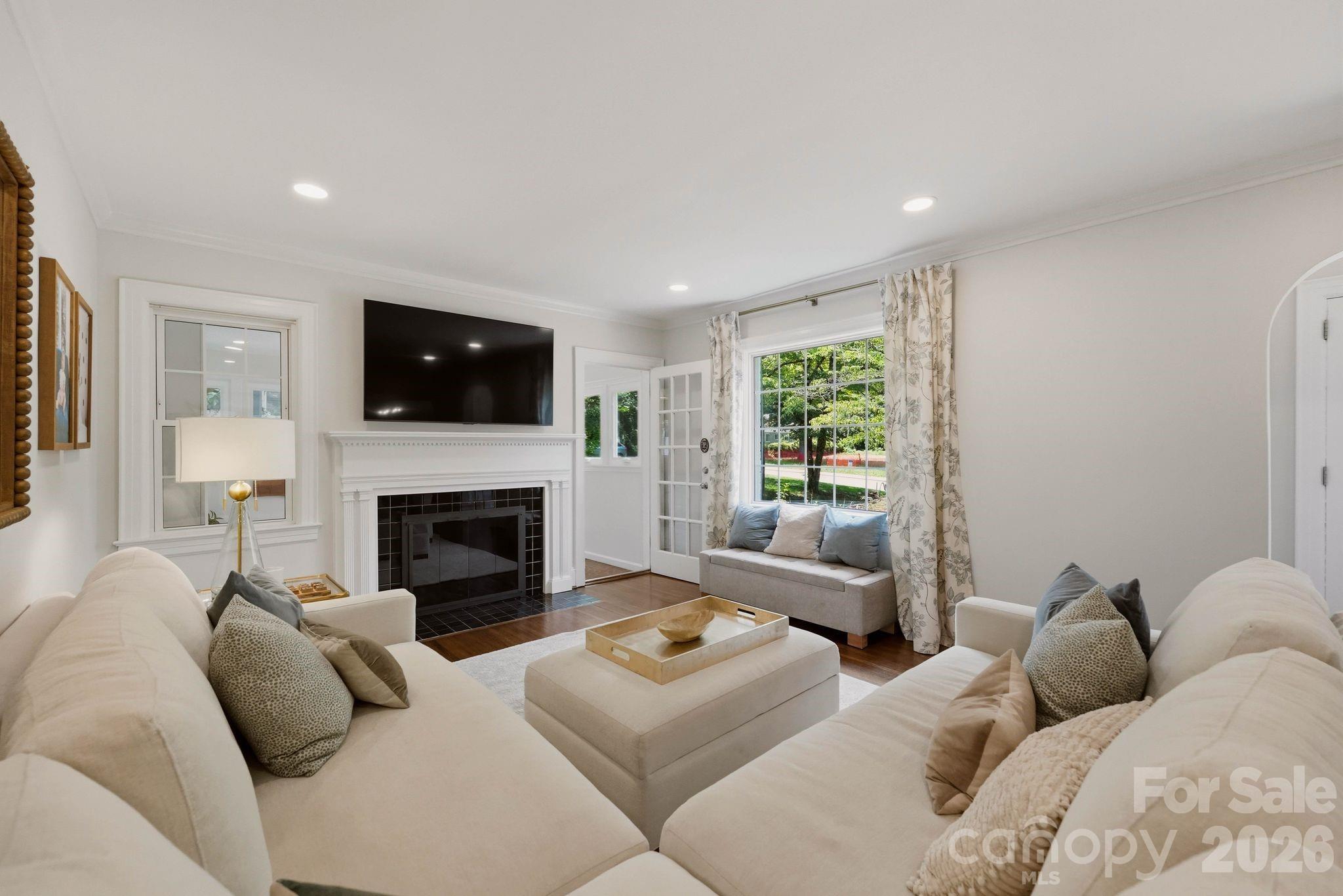 3134 Country Club Drive