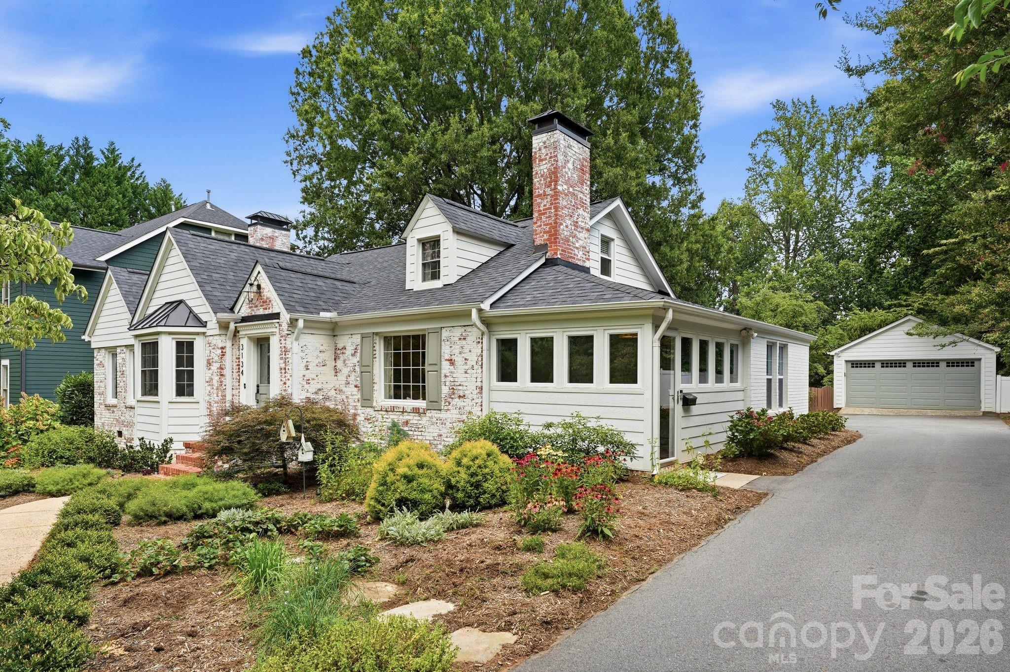 3134 Country Club Drive