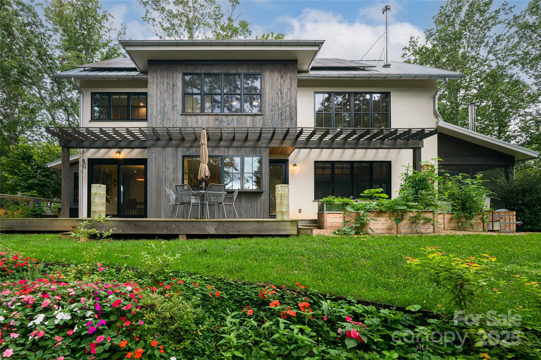 7 Bee Balm Way