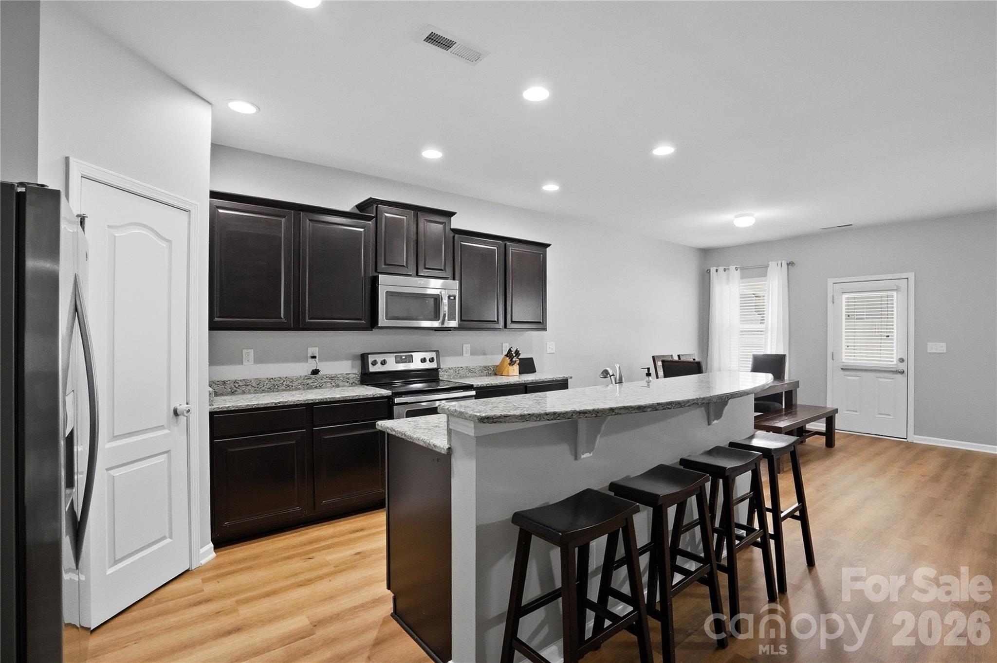 1013 Blue Stream Lane