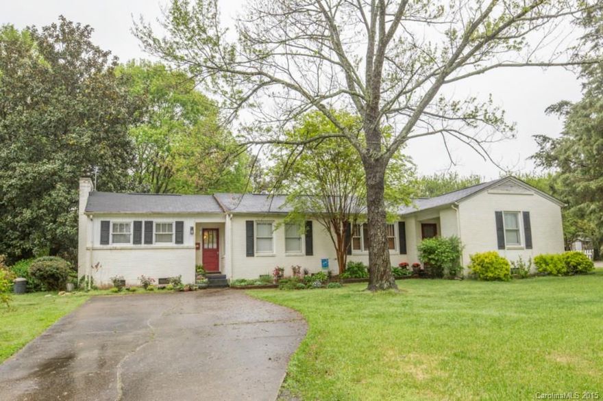 Adorable Brick Ranch in Established desirable Fewell Estates neighborhood. Lots of charm and character. Kitchen with farm sink and tile backsplash. Hardwoods through most. Office with a window seat.  Two masonry fireplaces. Gas logs in keeping room. Huge deck off back to enjoy the view of this beautiful large yard. Close to Winthrop University.