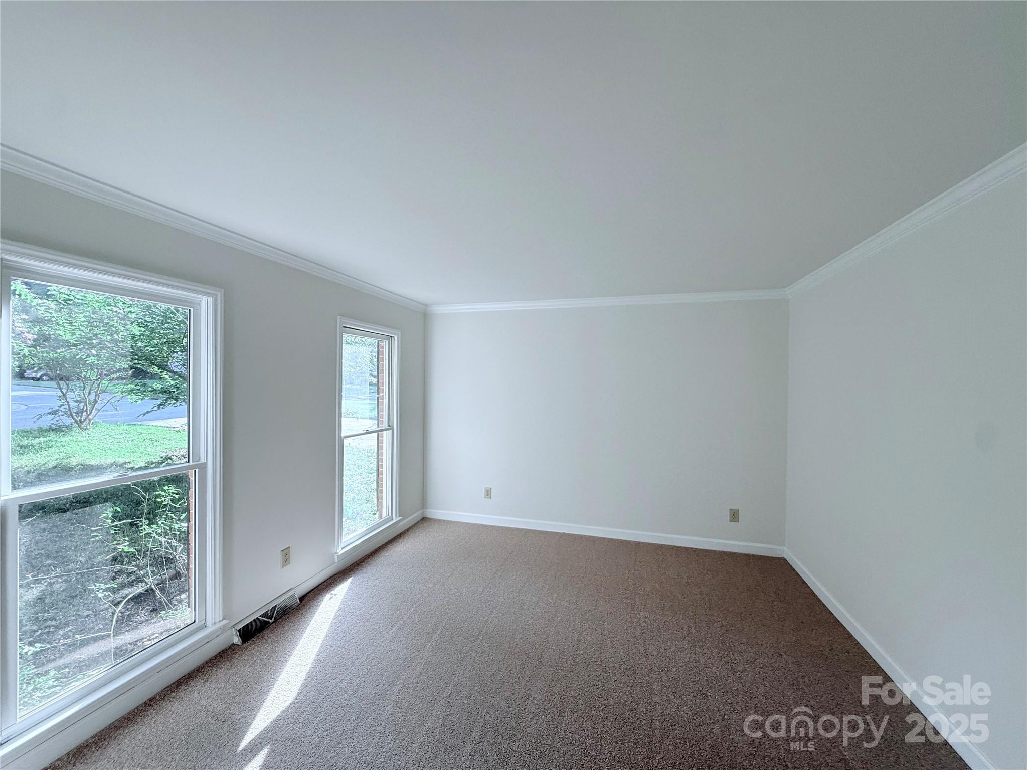 2337 Hunters Bluff Drive