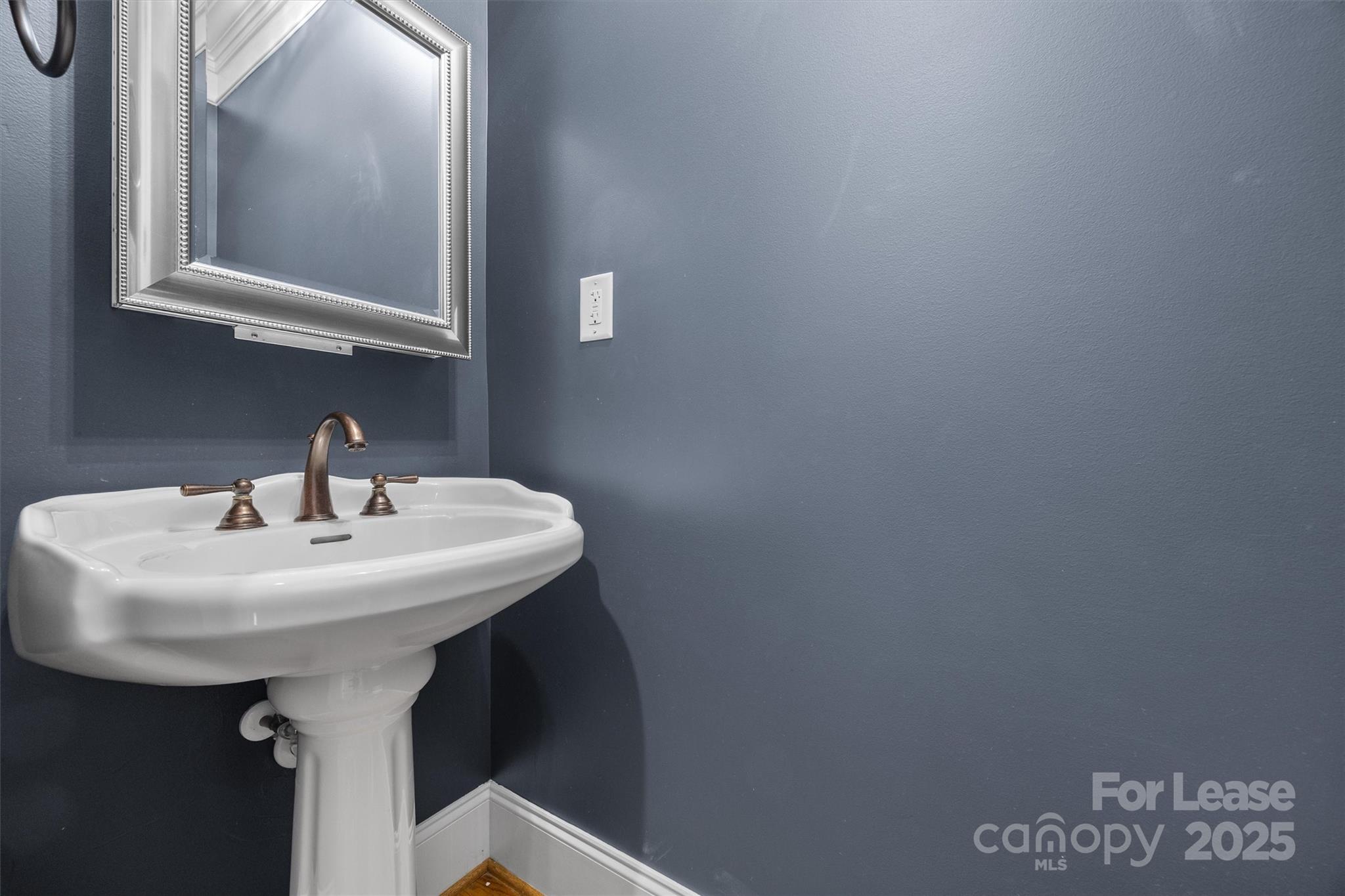 Carolina Coves - Residential Lease