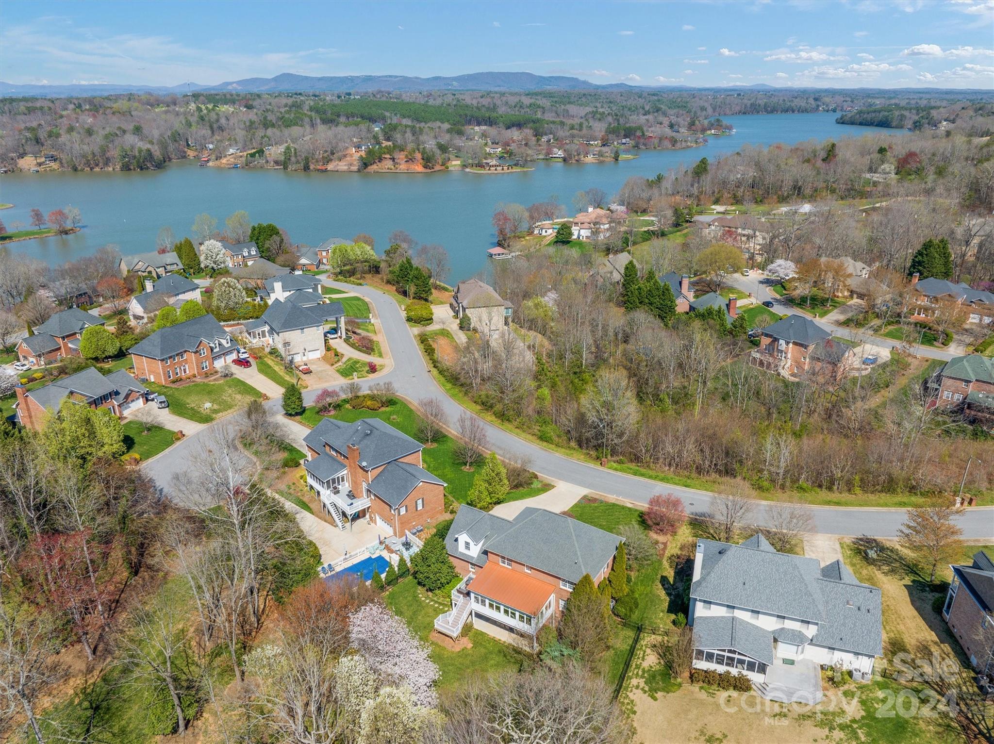 Olde Mill Landing - Residential