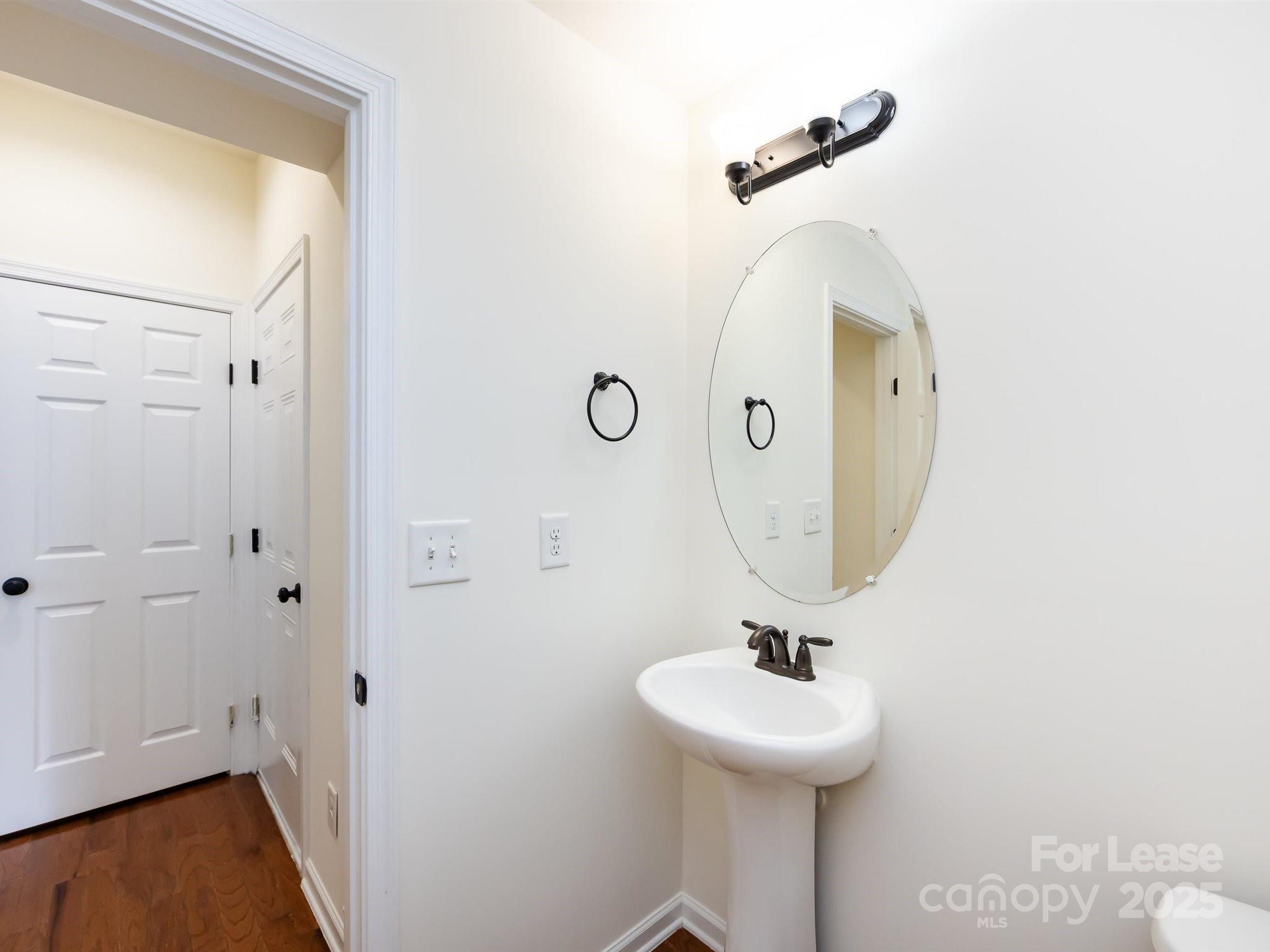 Gateway Townhomes - Residential Lease