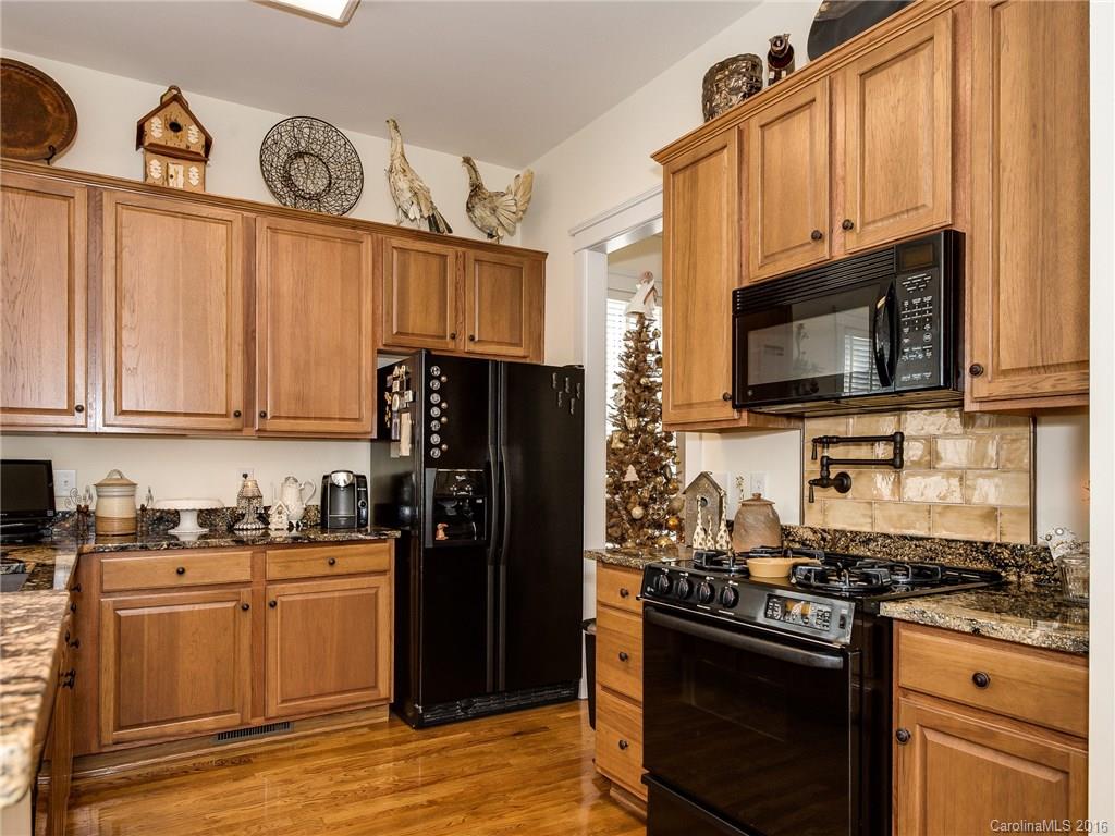 Birkdale Village - Residential