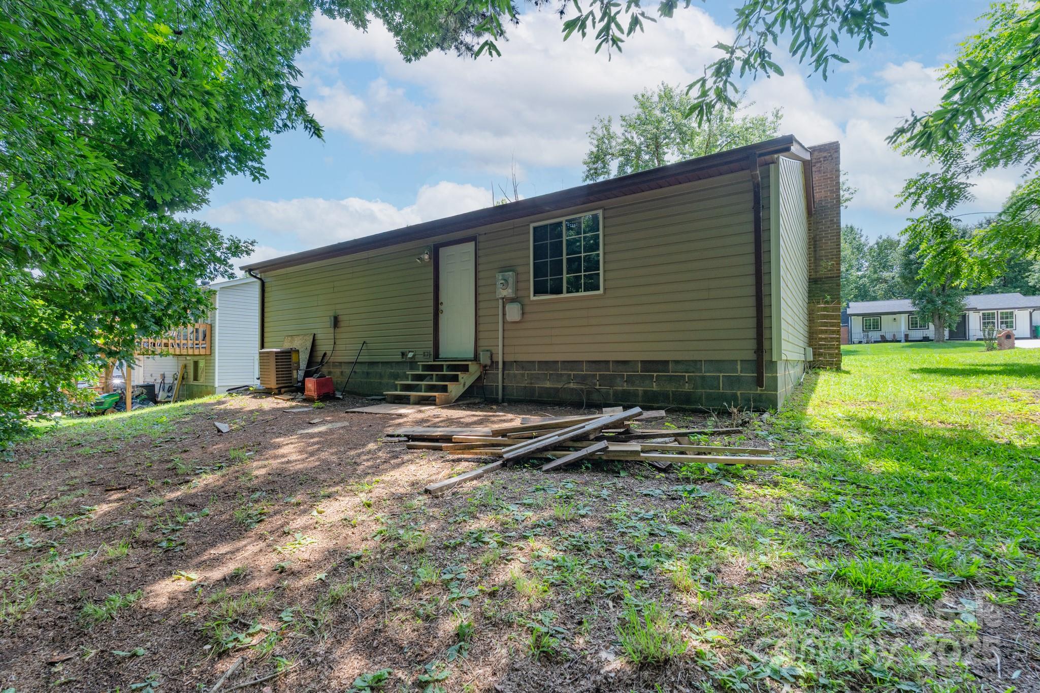 8019 Walnut Creek Lane