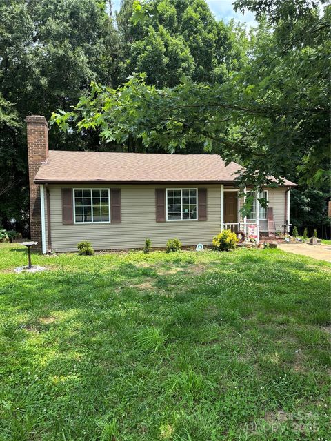 8019 Walnut Creek Lane Charlotte NC 28227