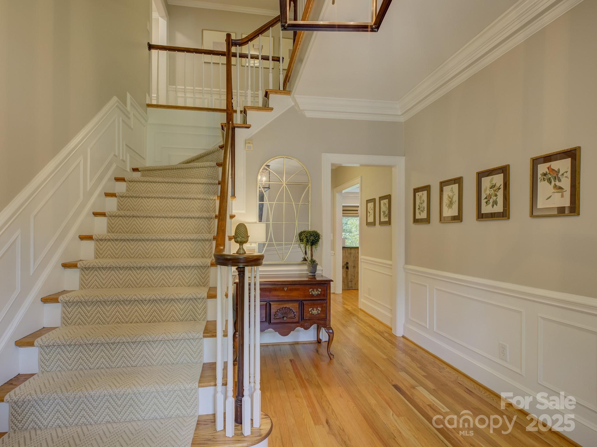 2621 Winding Oak Drive