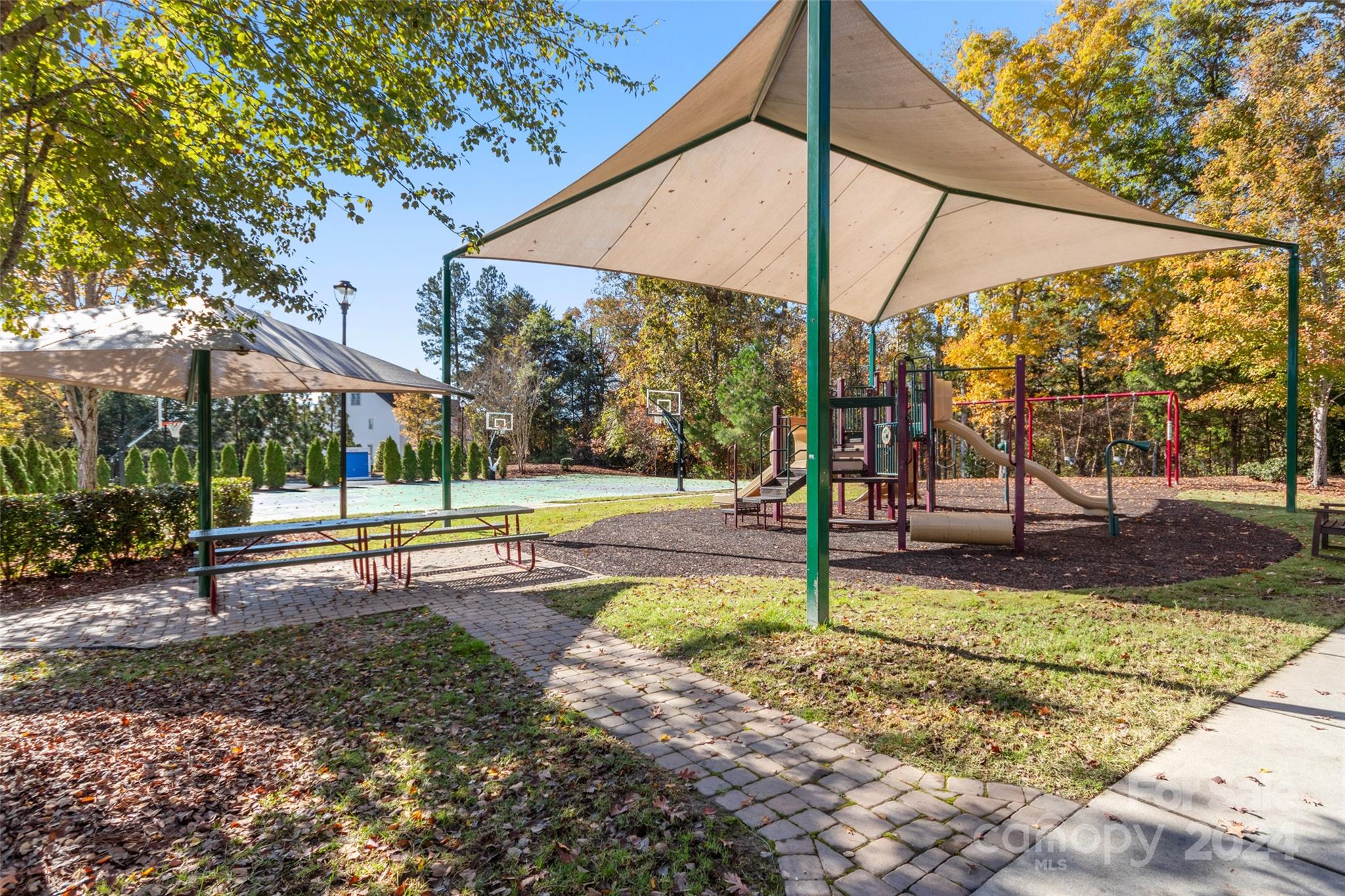 Lake Ridge - Residential