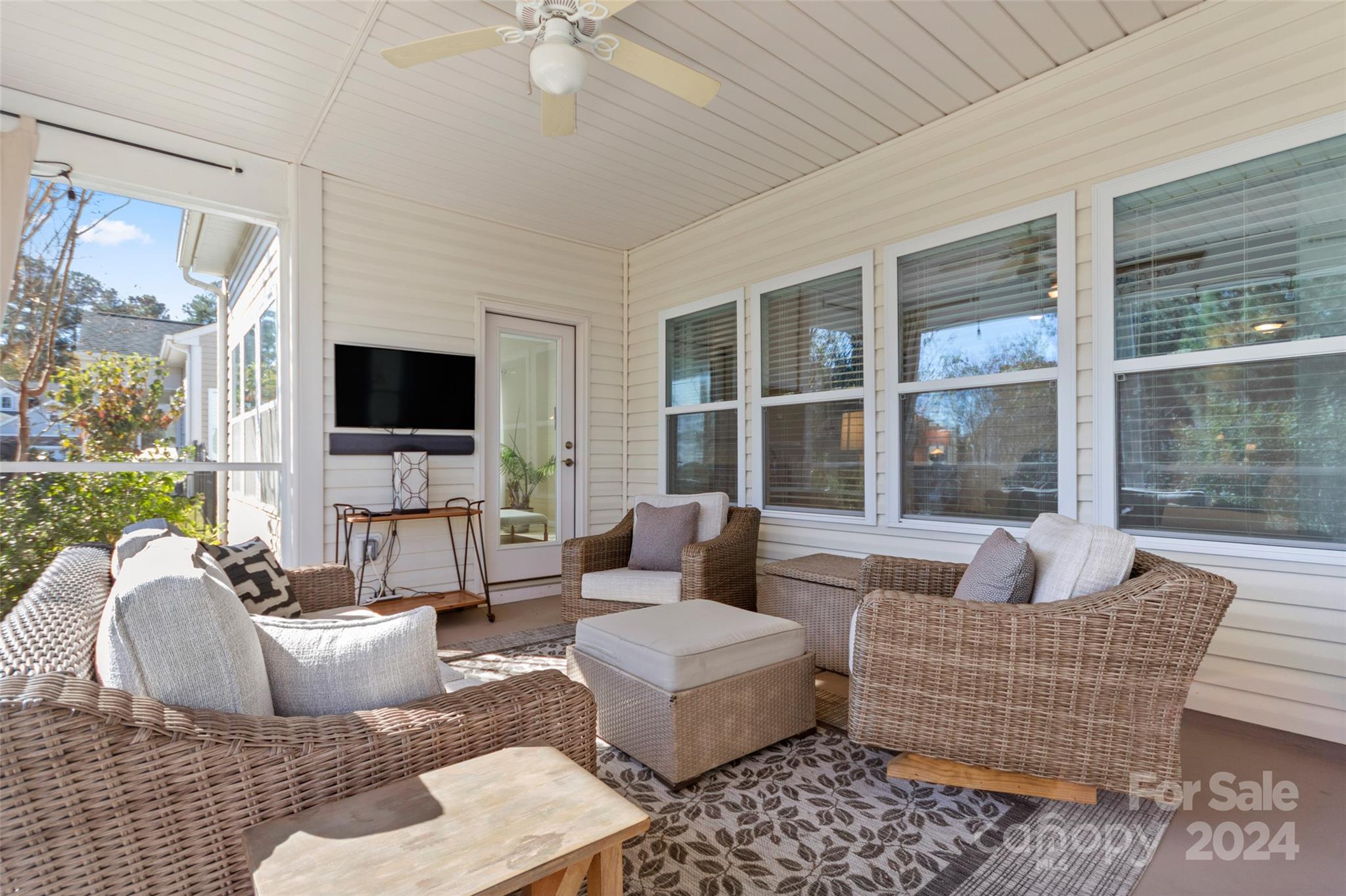 Lake Ridge - Residential