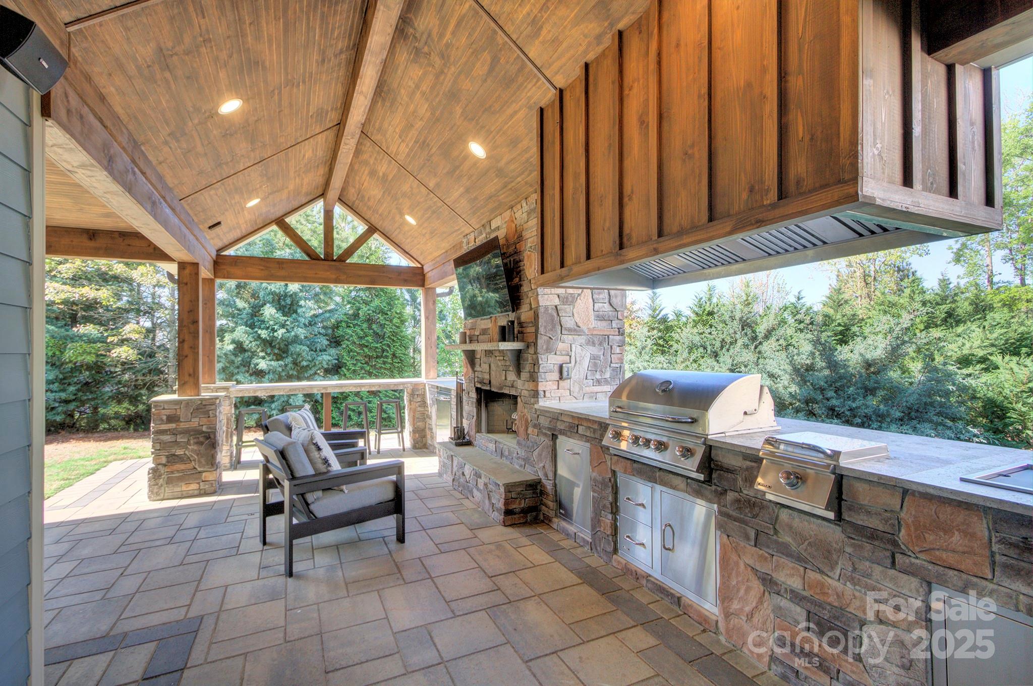 The Preserve At Riverchase - Residential