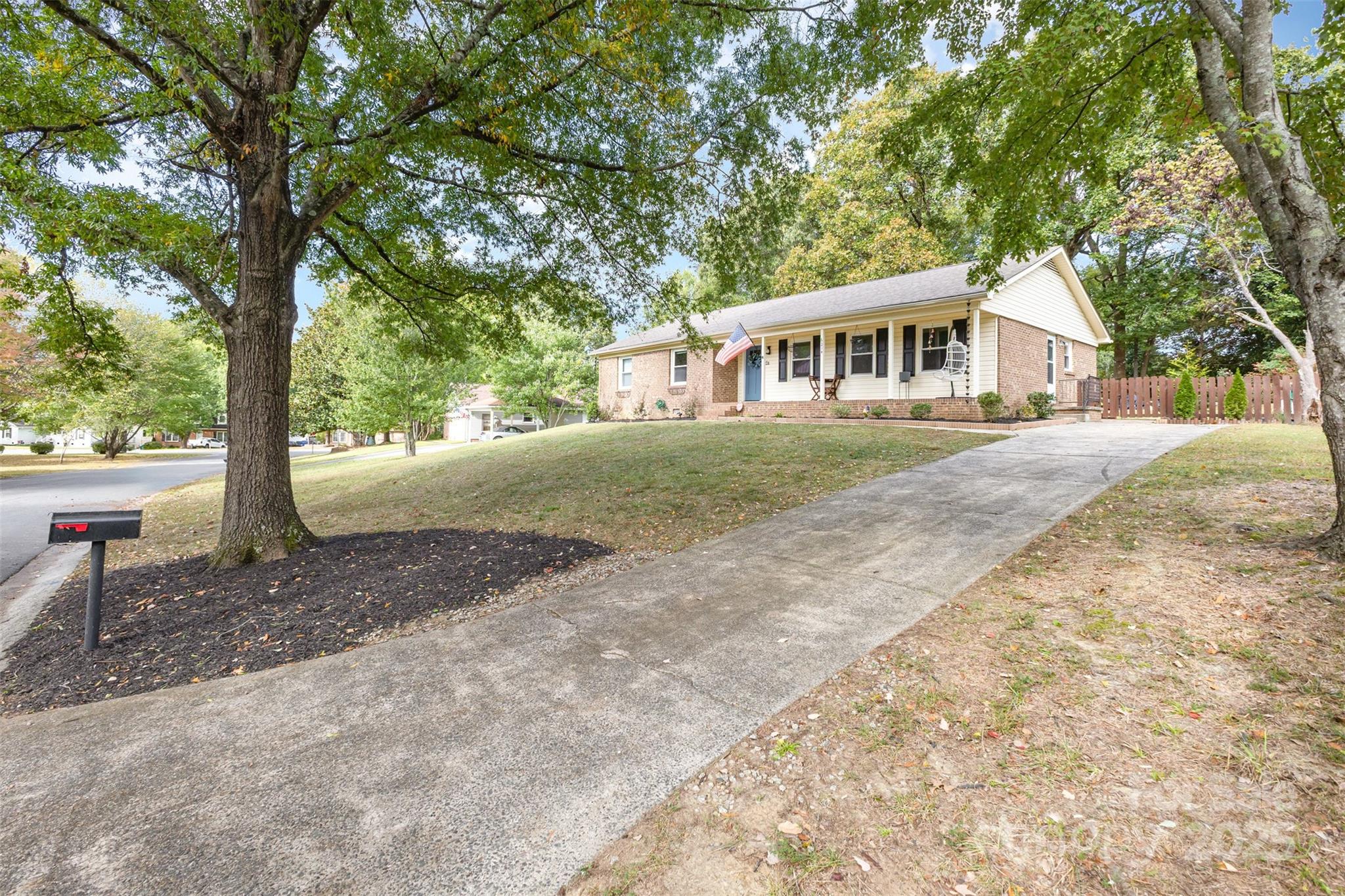 6214 Ropley Court