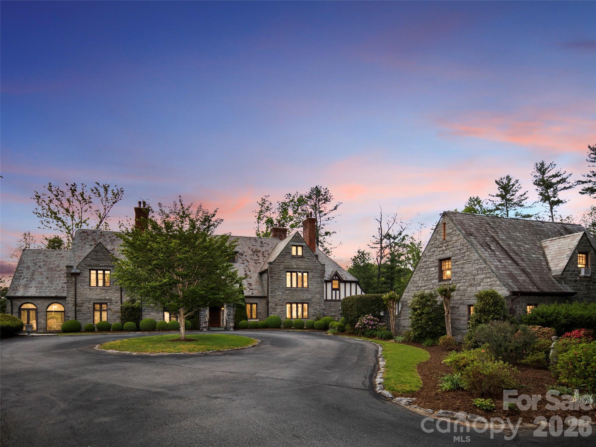436 Vanderbilt Road