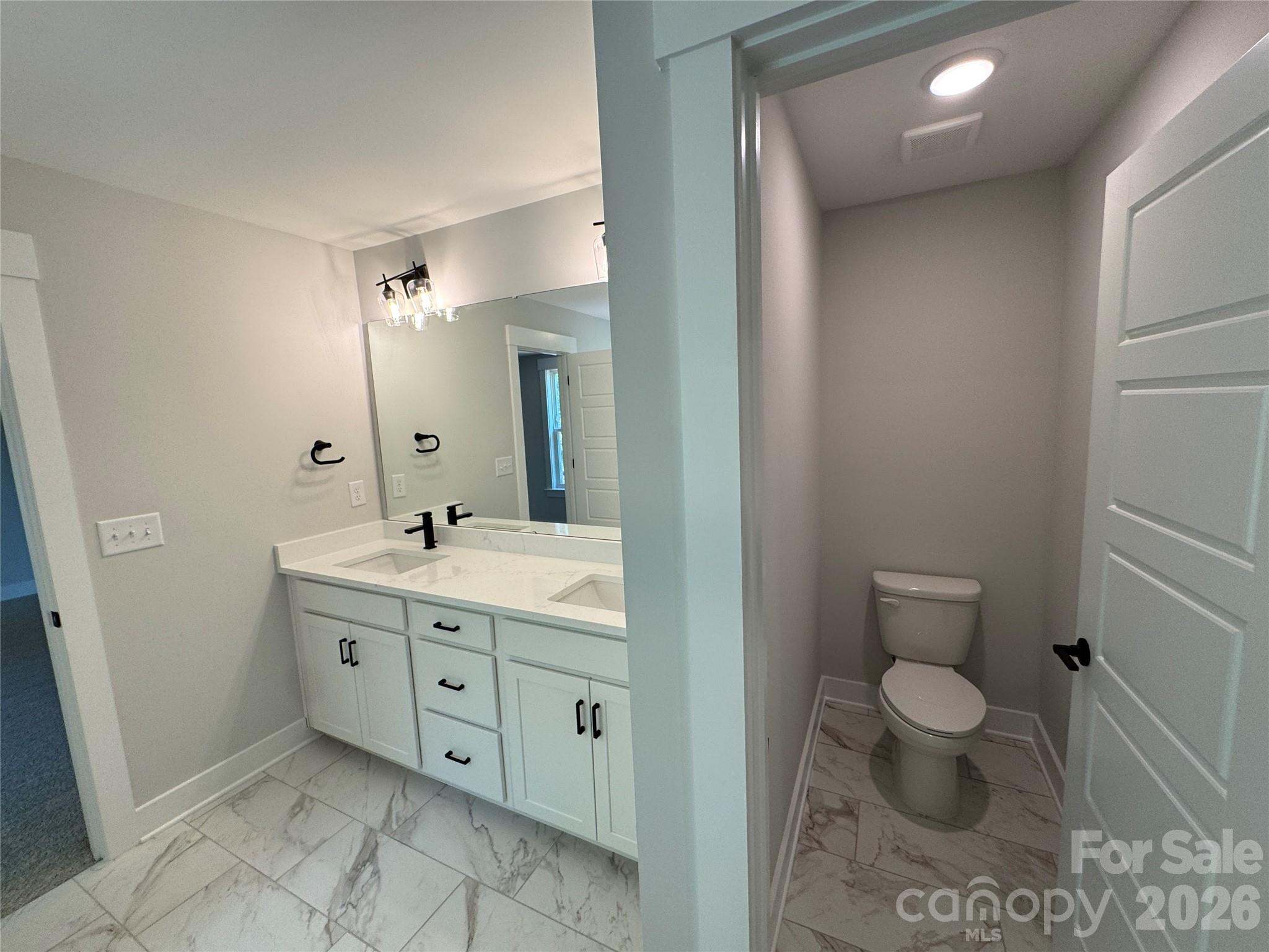 Robinson Oaks - Residential