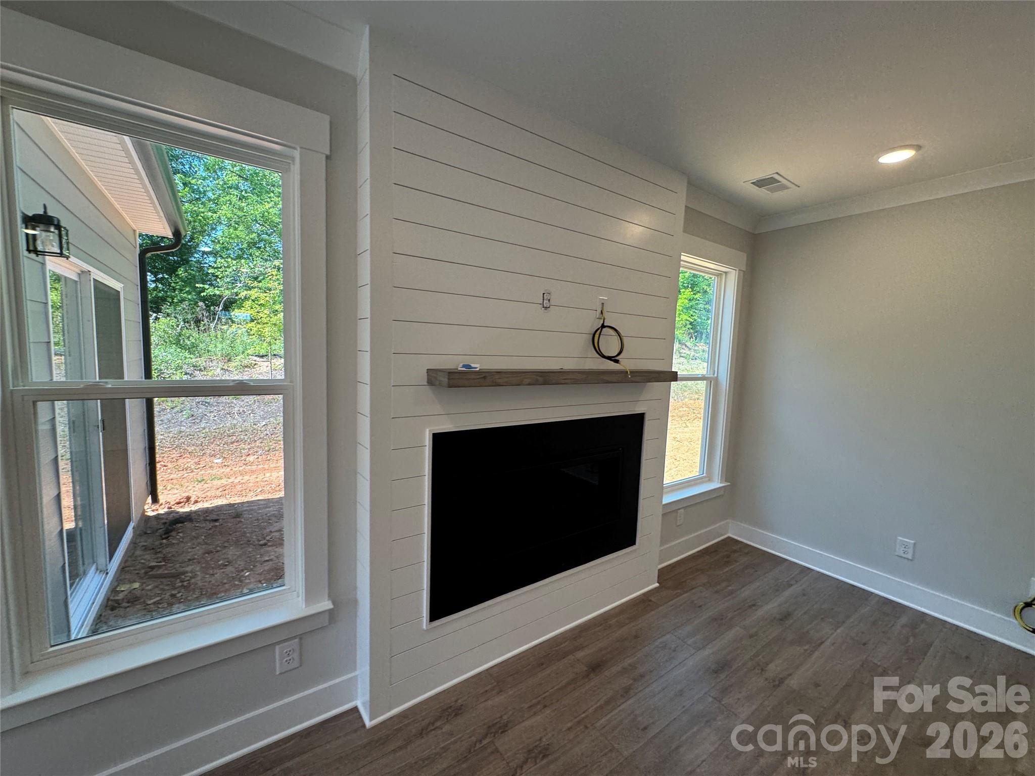 Robinson Oaks - Residential