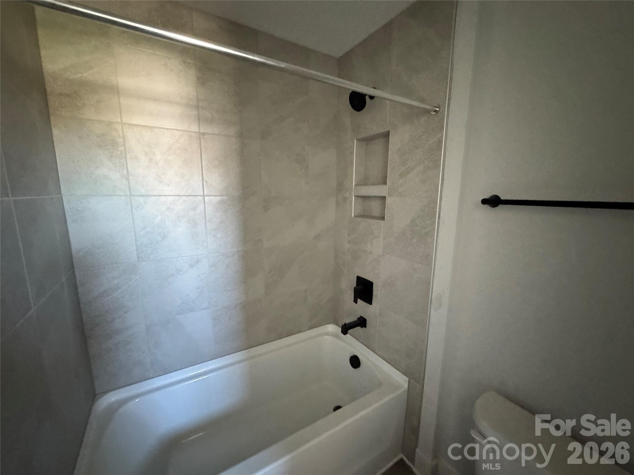 Robinson Oaks - Residential