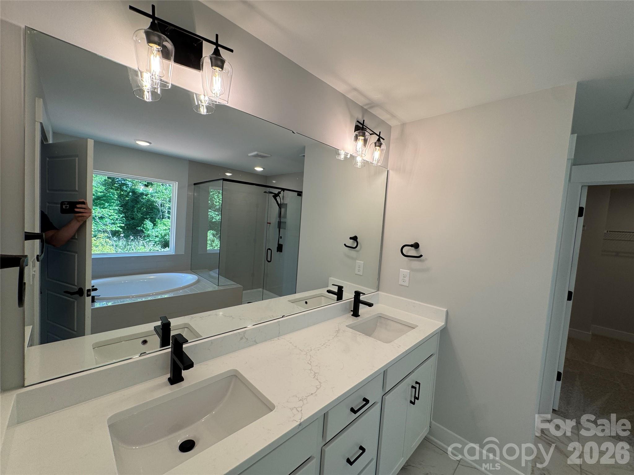 Robinson Oaks - Residential