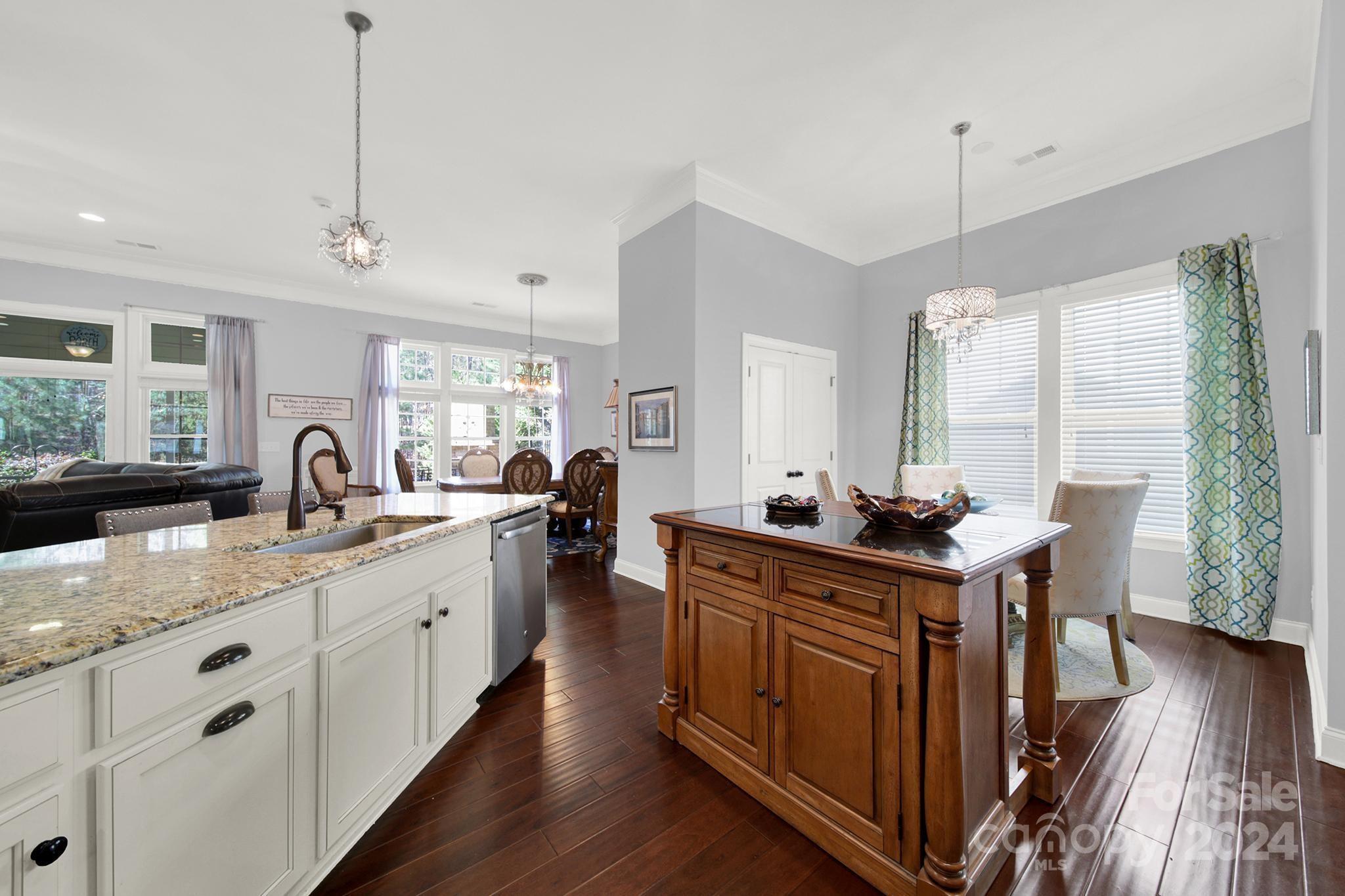 Lake Ridge - Residential