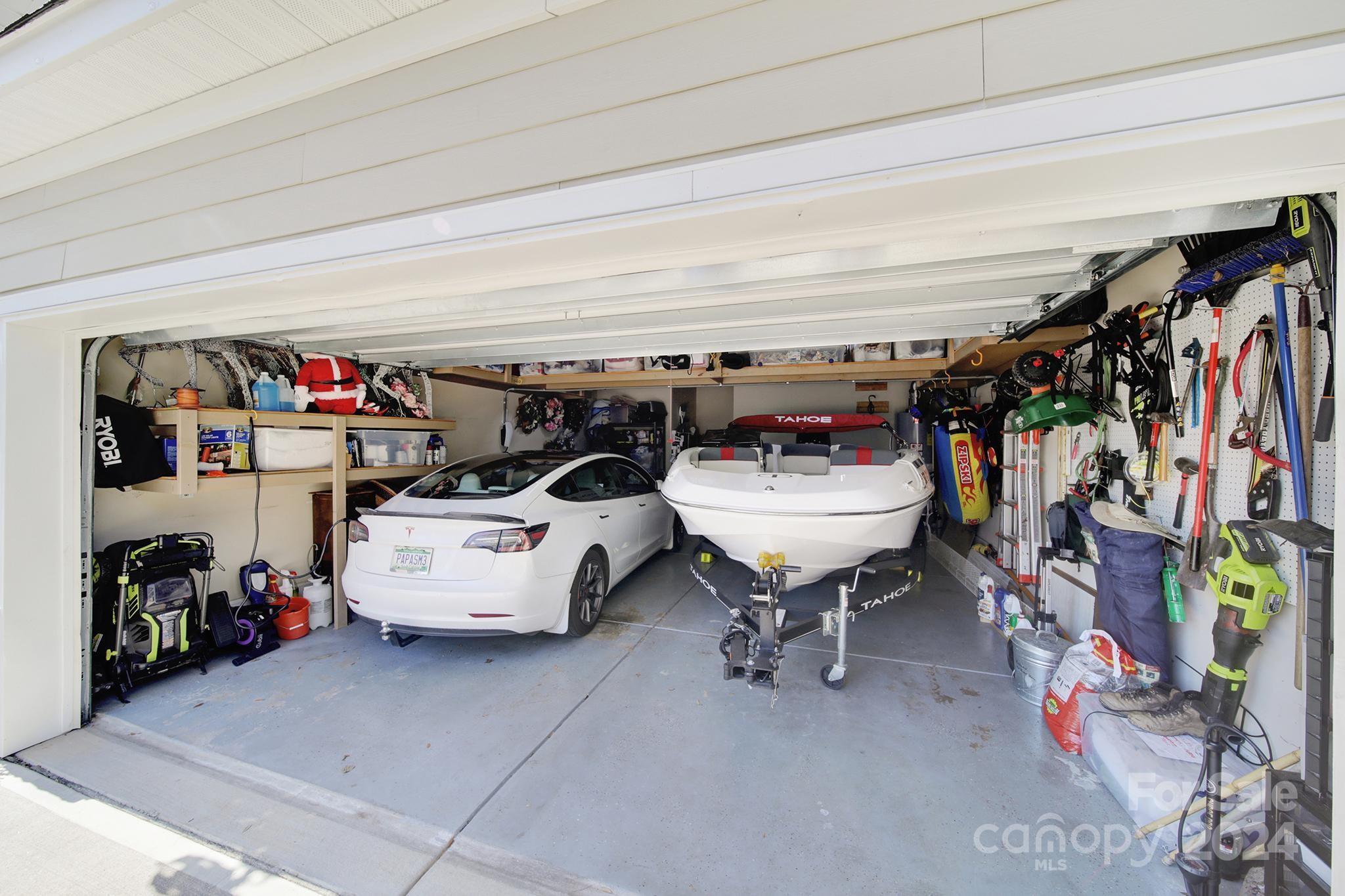 Lake Ridge - Residential