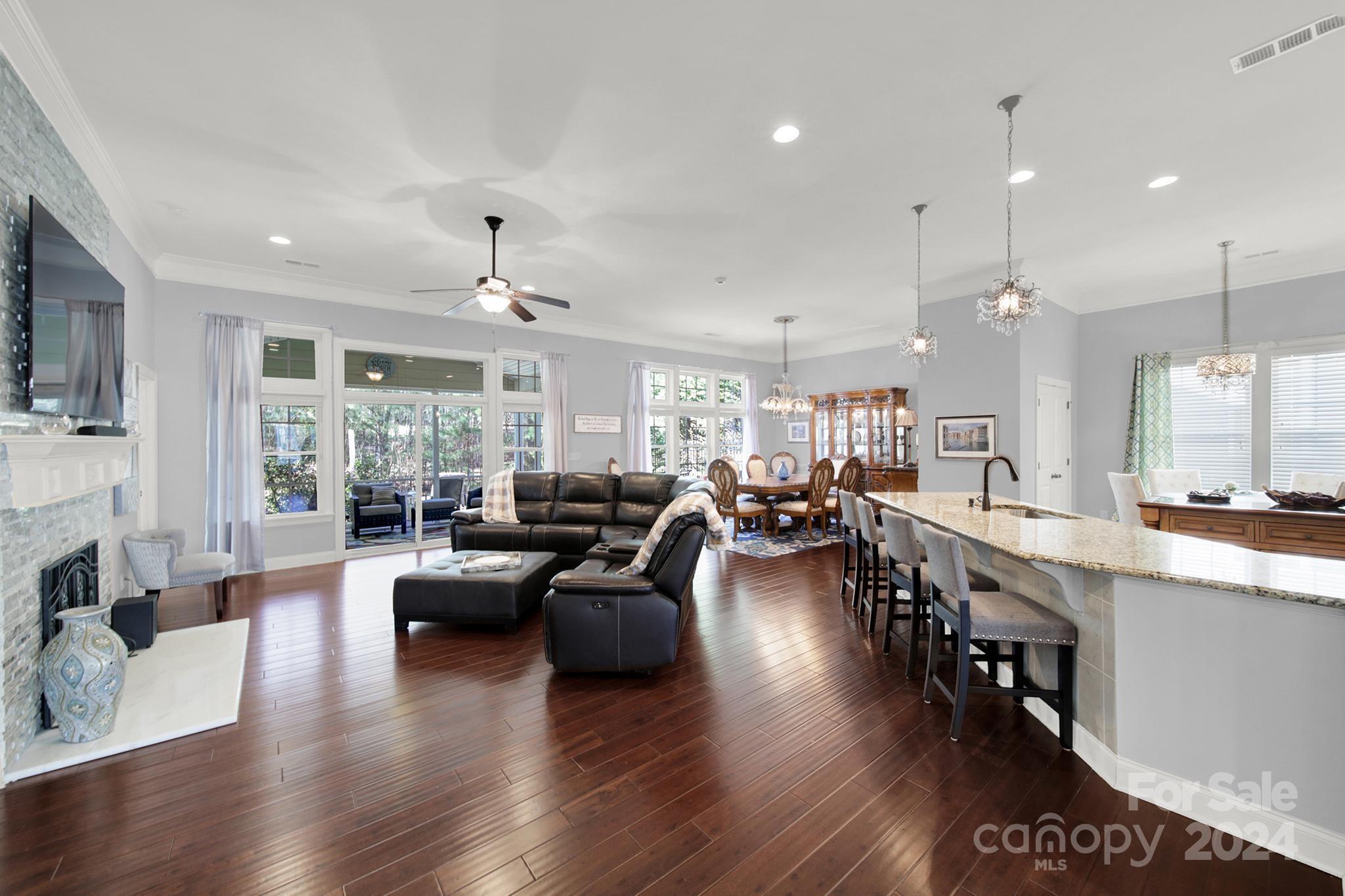 Lake Ridge - Residential